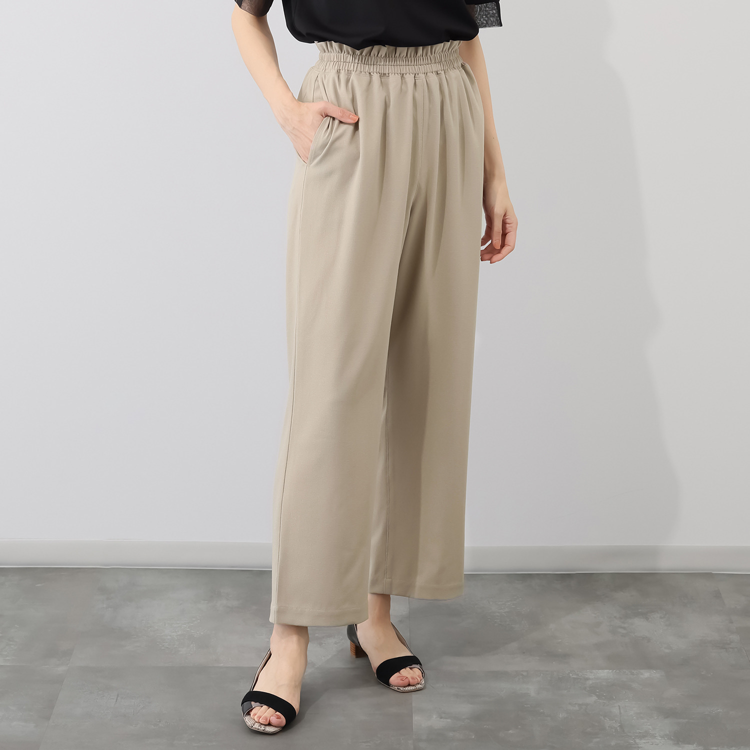 シルバーミントシュガー リネン調 ハイウエストデザイン ゆったりヒップの ストレートパンツ