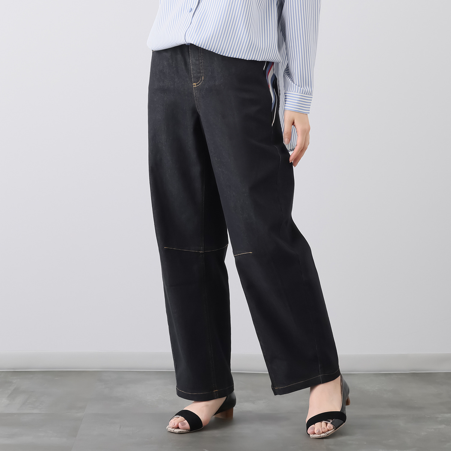 イクシーズ アクセントリブ カーブライン デニムパンツ