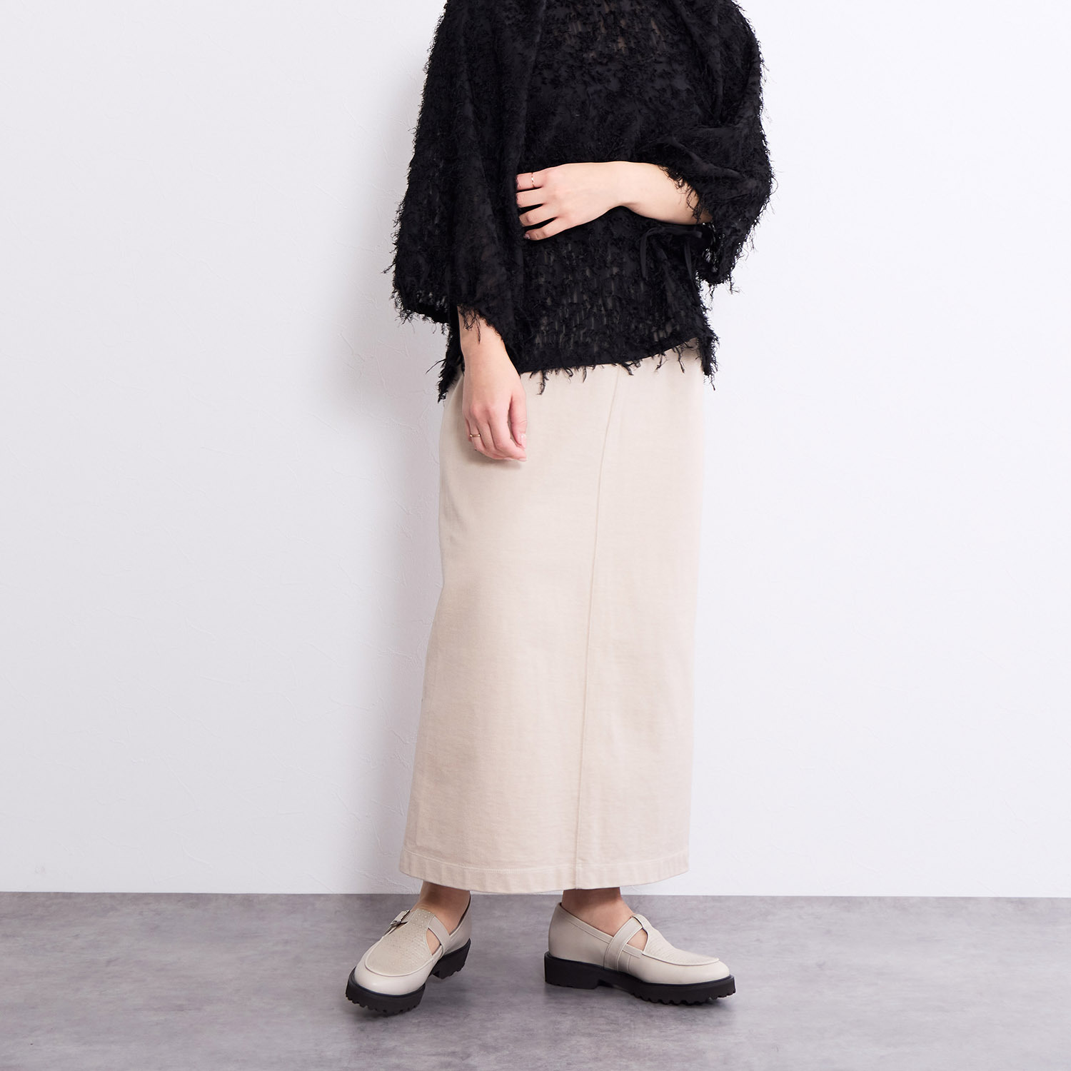 卑弥呼 ＜日本製＞ 牛革 Ｔストラップローファー