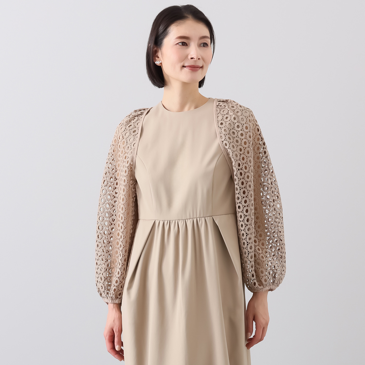 ボンボン・エ・ショコラ ボリュームスリーブ レースボレロ