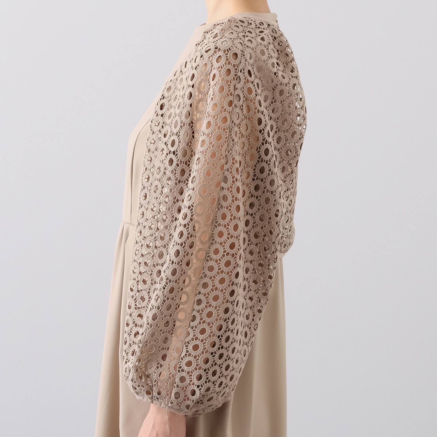 ボンボン・エ・ショコラ ボリュームスリーブ レースボレロ