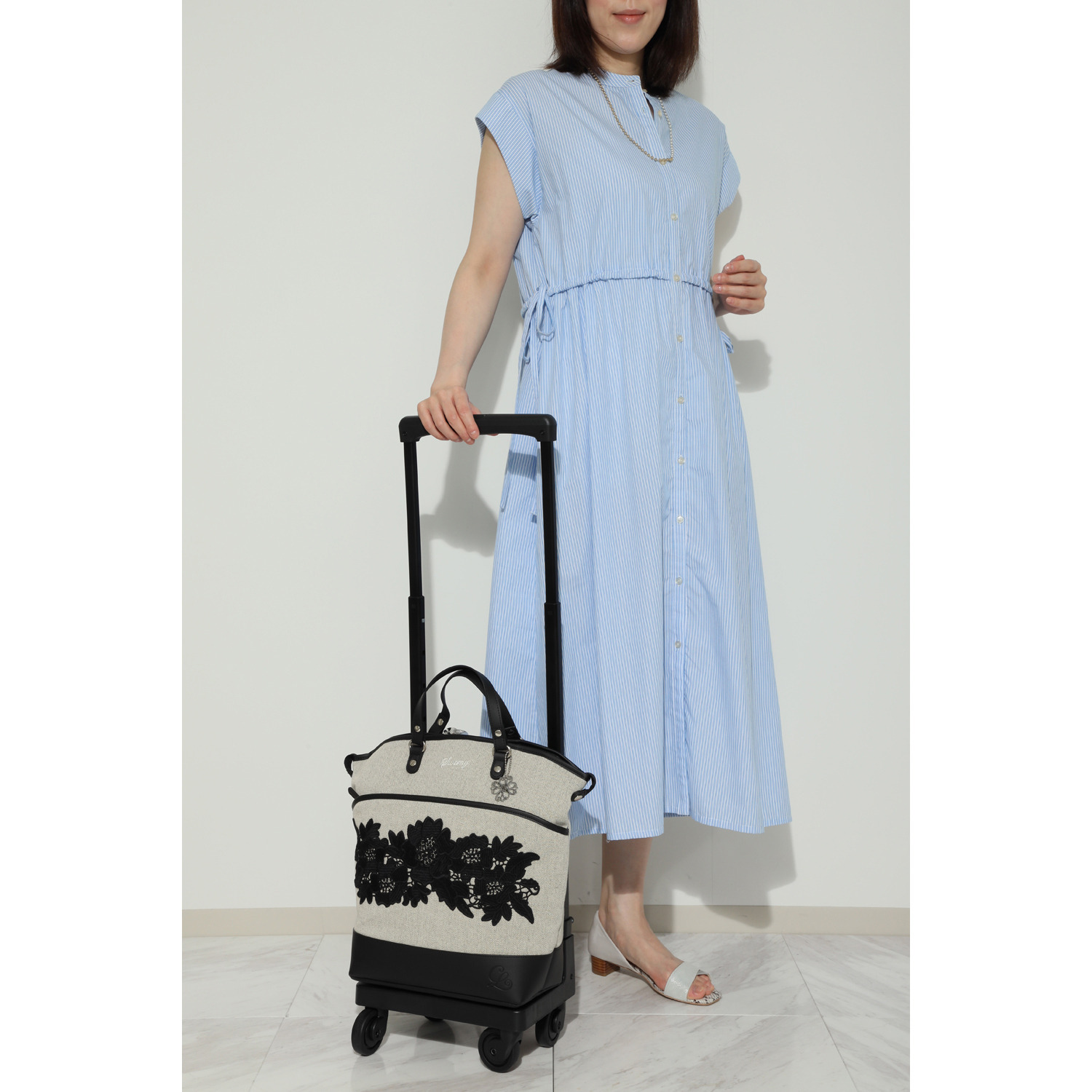 スワニー トートキャリー 近沢レース店 フローレンス ４輪ストッパー付き Ｔ２キャスターモデル ＜Ｍサイズ＞