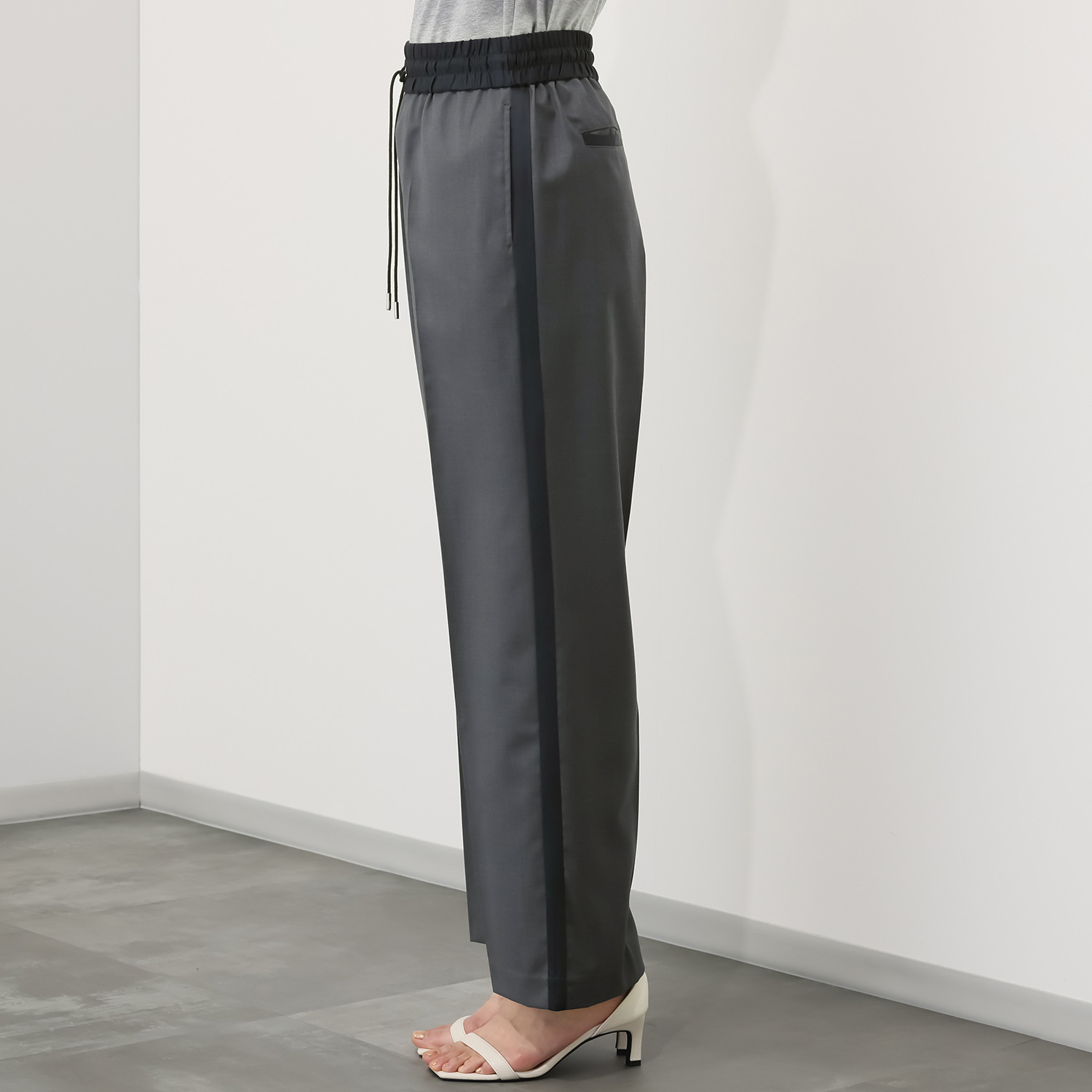 アンドスピカ ウールブレンド サイドライン イージーパンツ