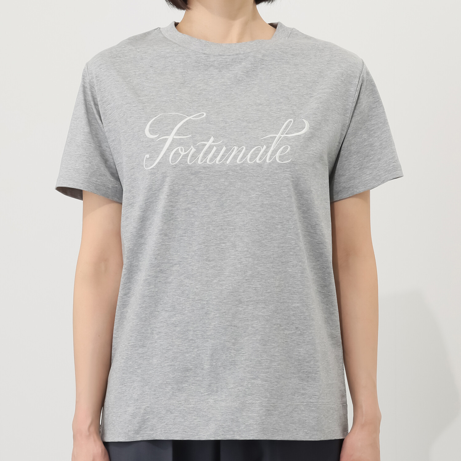 アンドスピカ 吸水速乾 刺しゅうモティーフ ジャージープルオーバー