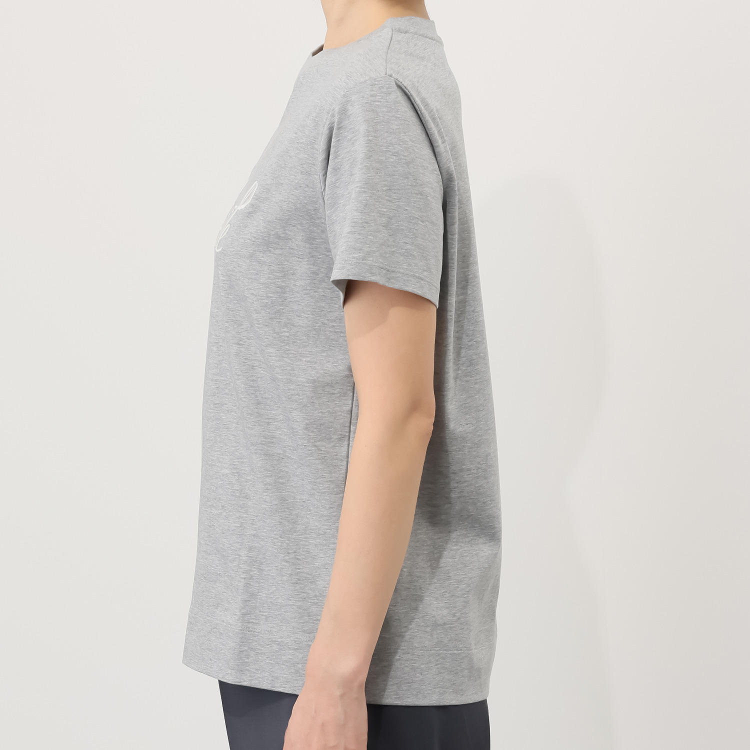 アンドスピカ 吸水速乾 刺しゅうモティーフ ジャージープルオーバー