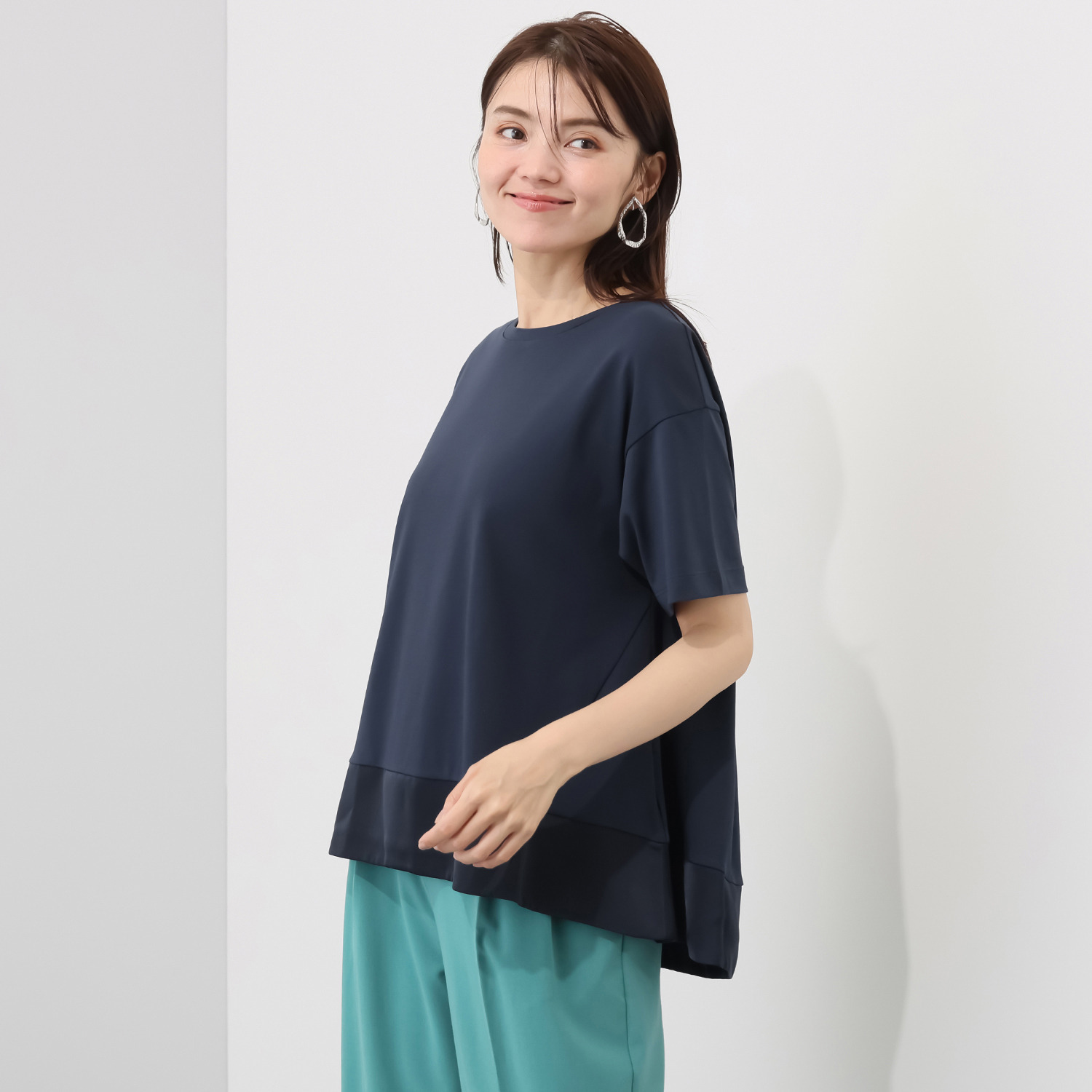 元町ゼラール コットン１００％ スムースジャージー サテンアクセント 半袖プルオーバー