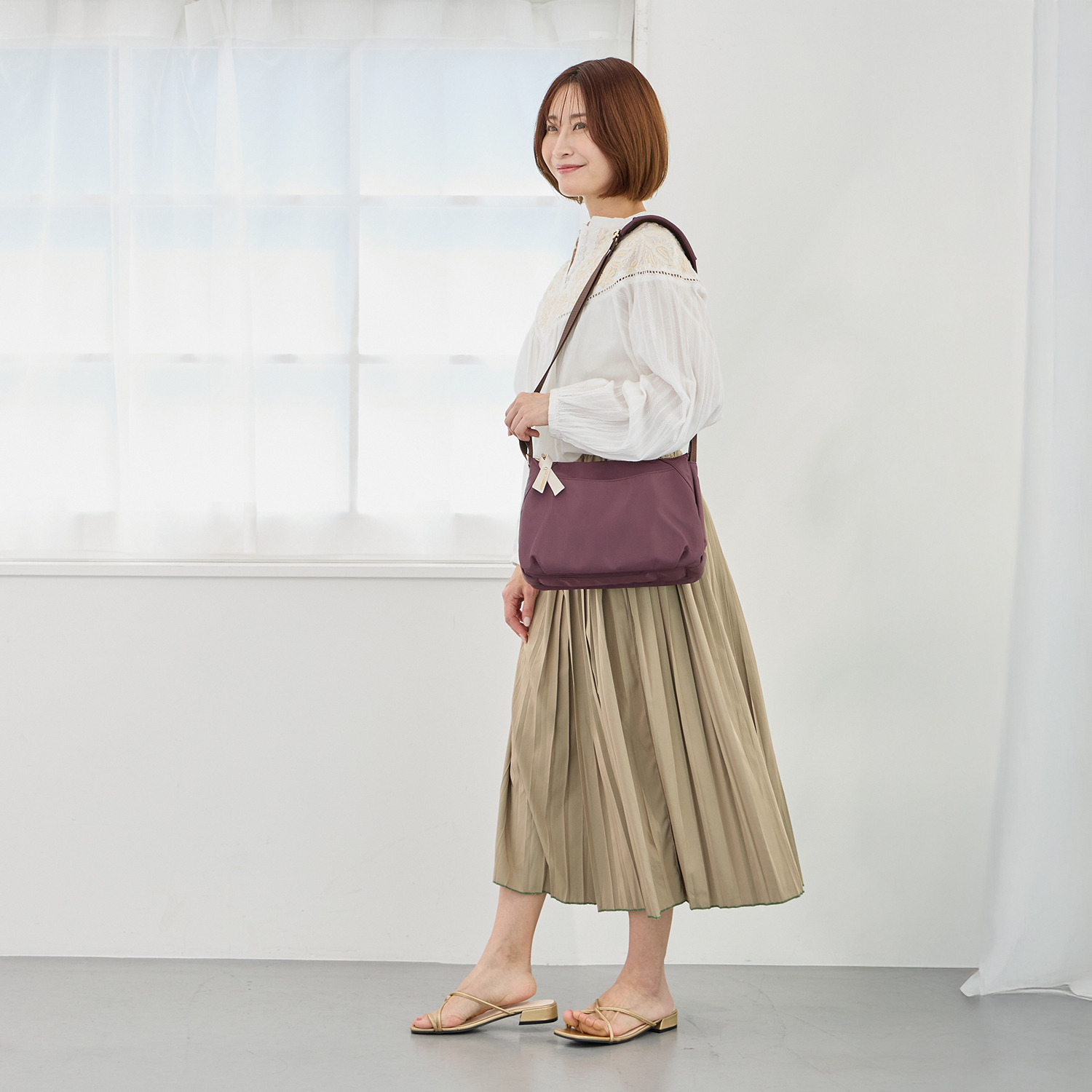 マドモワゼル　ザザ はっ水・防汚ナイロン スマートアクセス！ 軽量ショルダーバッグ