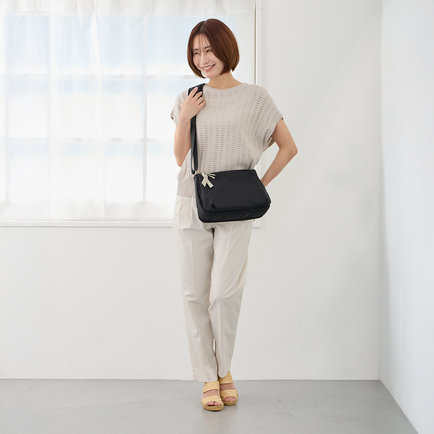 マドモワゼル　ザザ はっ水・防汚ナイロン スマートアクセス！ 軽量ショルダーバッグ