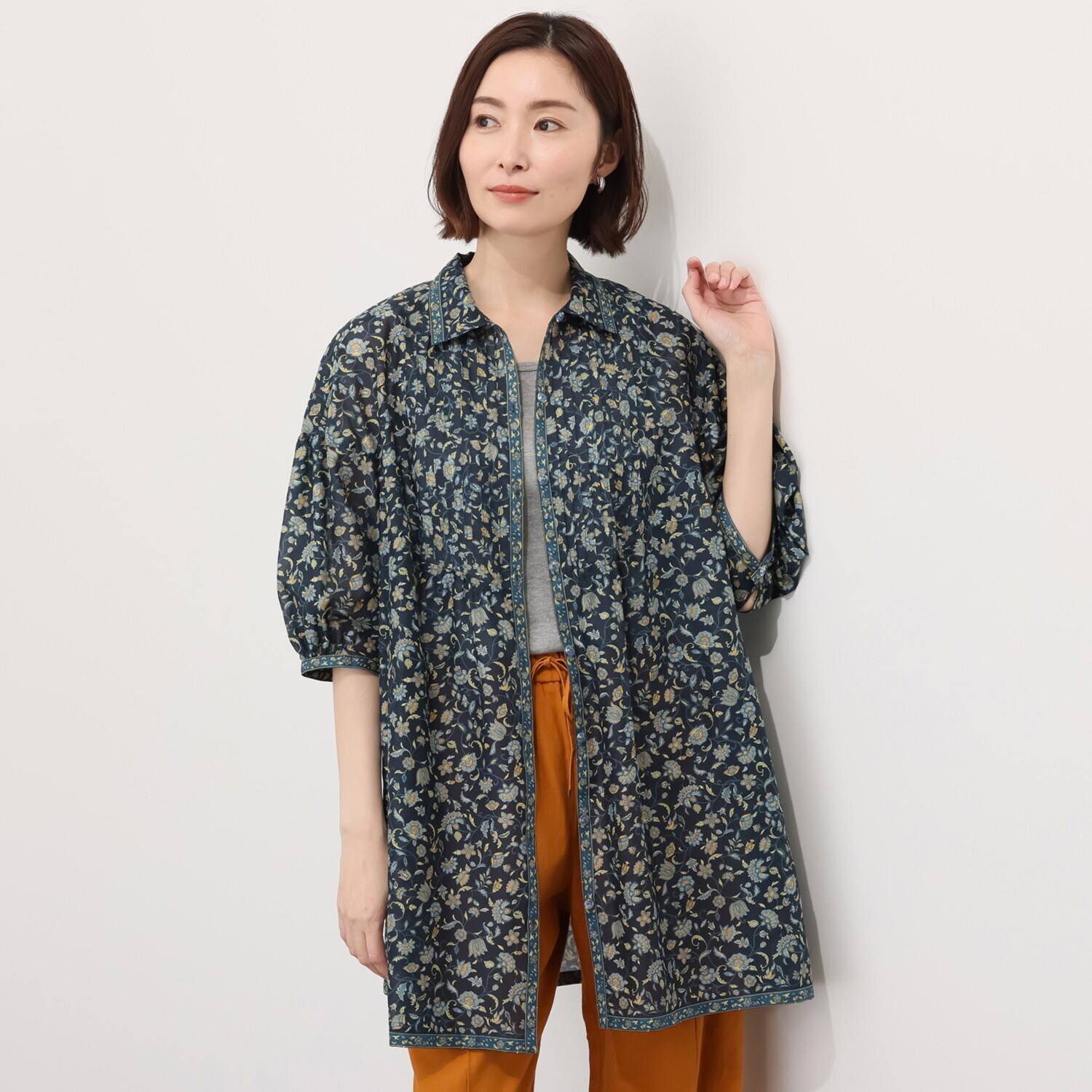 シルクロードクラブ ゴルゴンダ柄 ヨークピンタック ポケット付チュニック