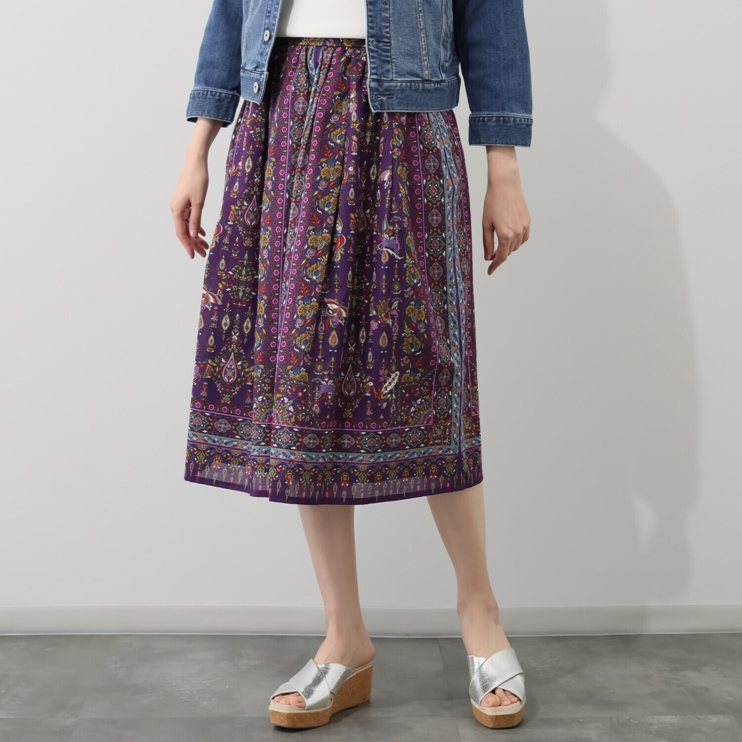 シルクロードクラブ カトマンドゥ柄 右脇ポケット付 ４枚接ぎギャザースカート