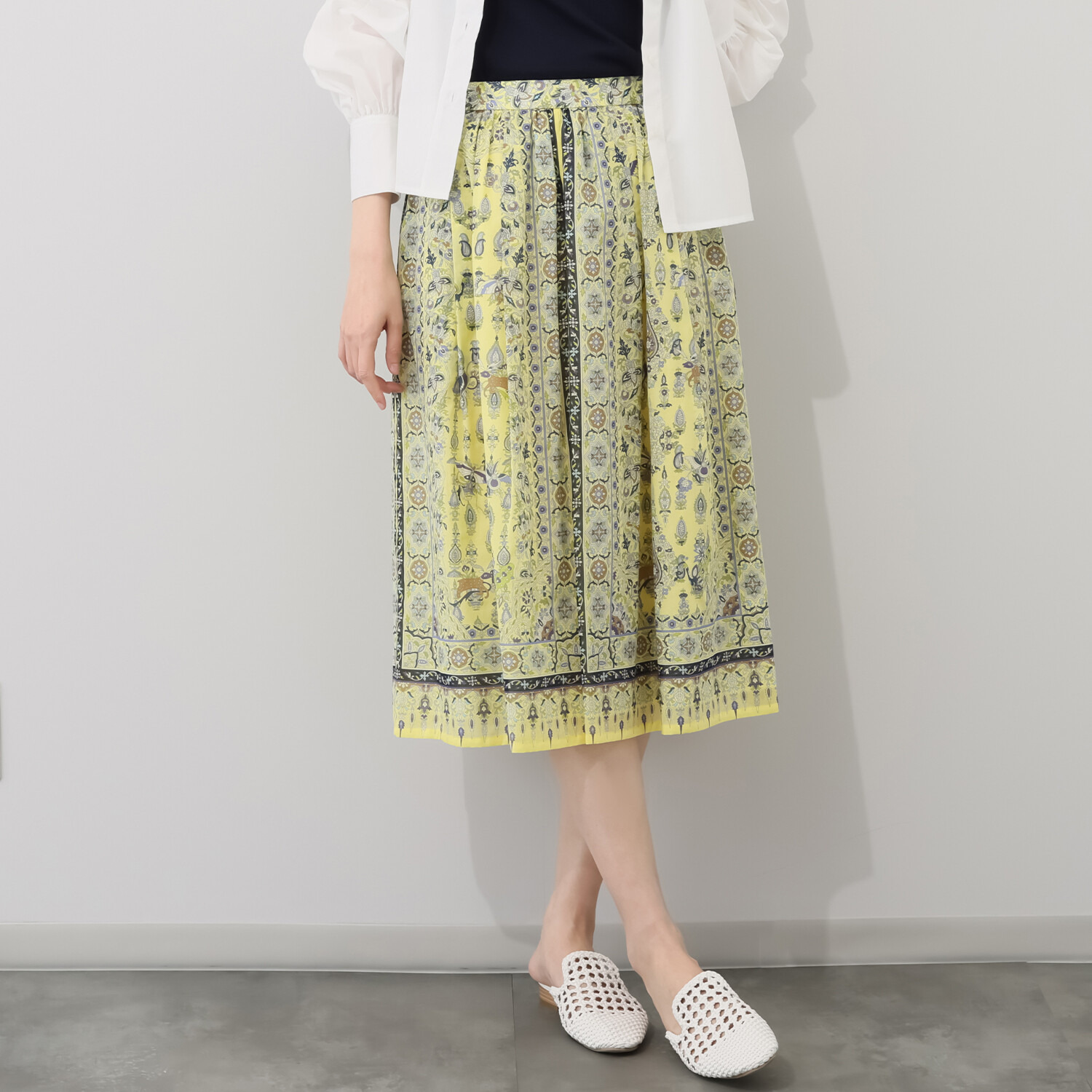 シルクロードクラブ カトマンドゥ柄 右脇ポケット付 ４枚接ぎギャザースカート