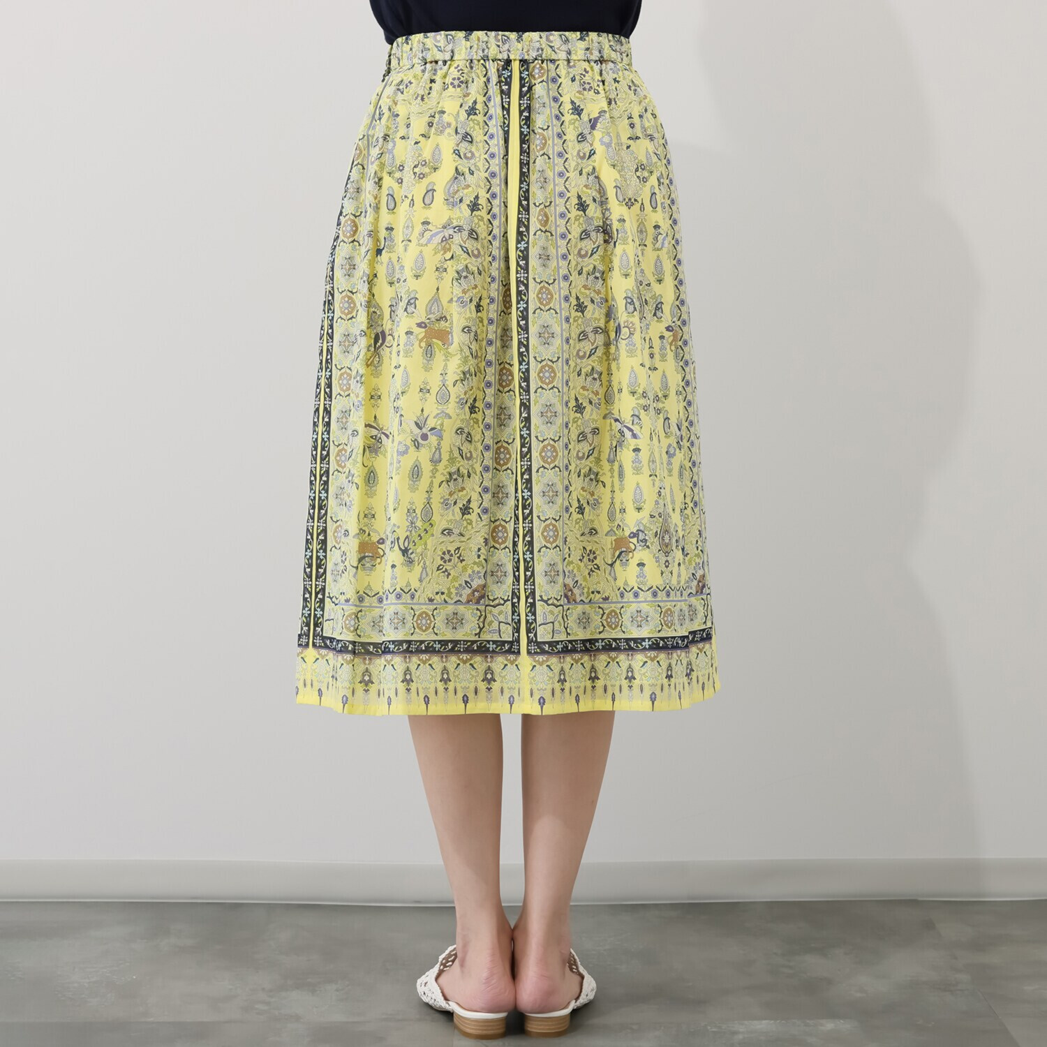 シルクロードクラブ カトマンドゥ柄 右脇ポケット付 ４枚接ぎギャザースカート