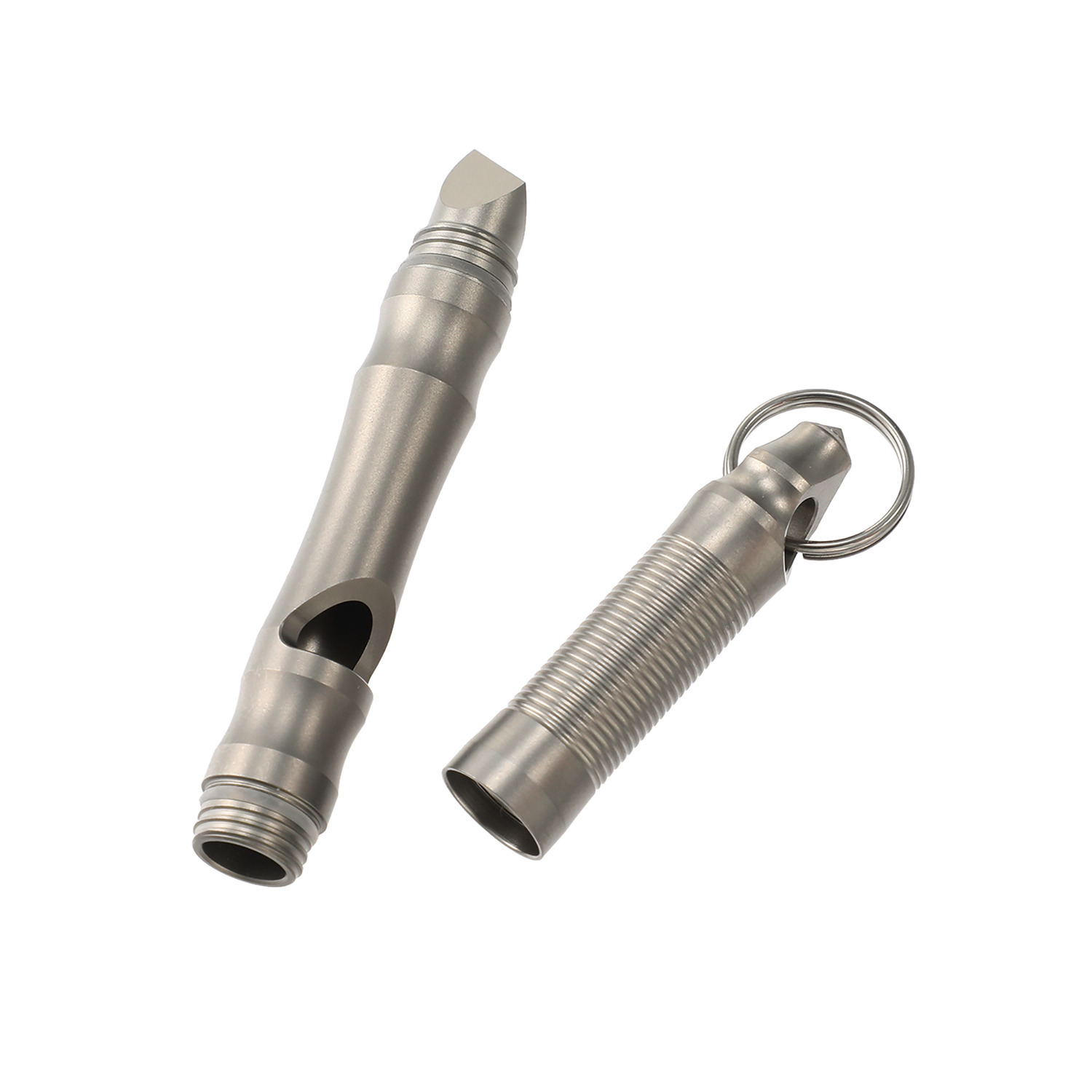 ポケットサイズの チタン製！ 普段使いでＳＯＳ対策 ４ｉｎ１マルチホイッスル ＦＩＮＤＭＥ （ファインドミー）