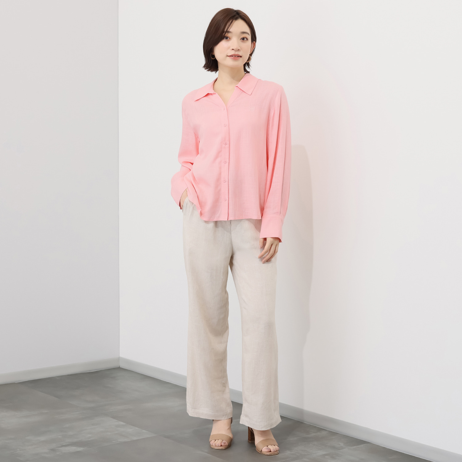 バイブリジット リネン混 ウエストドローストリング セミワイドパンツ