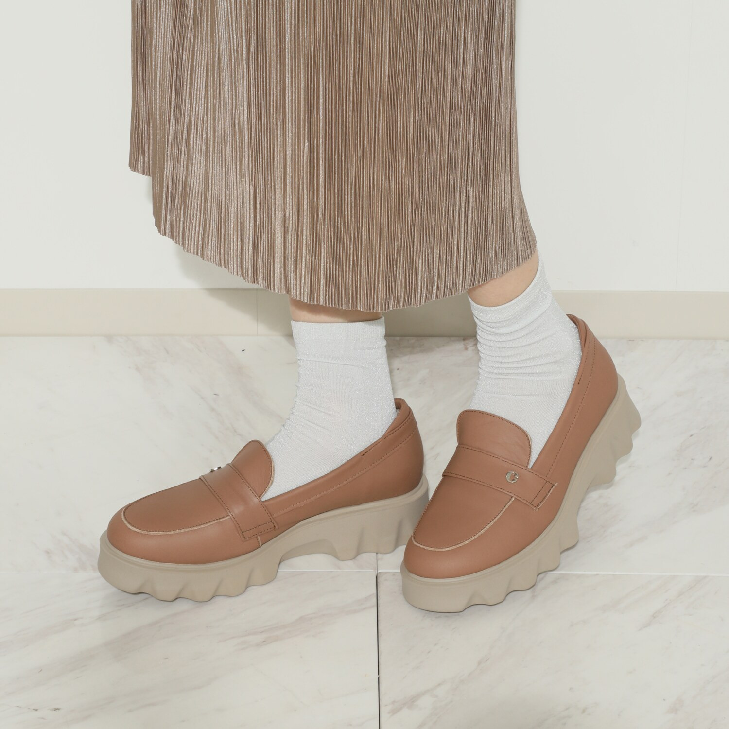 カリシモアルテ　モード ＜日本製＞ 牛革　タルトソール モダンローファー