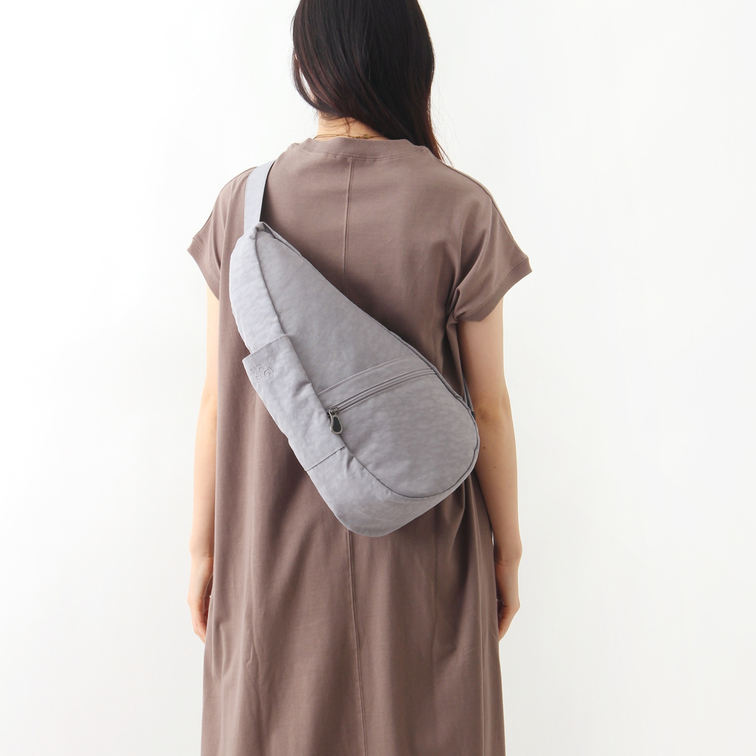 ヘルシーバックバッグ ポーチ付　はっ水 テクスチャードナイロン ボディーバッグ