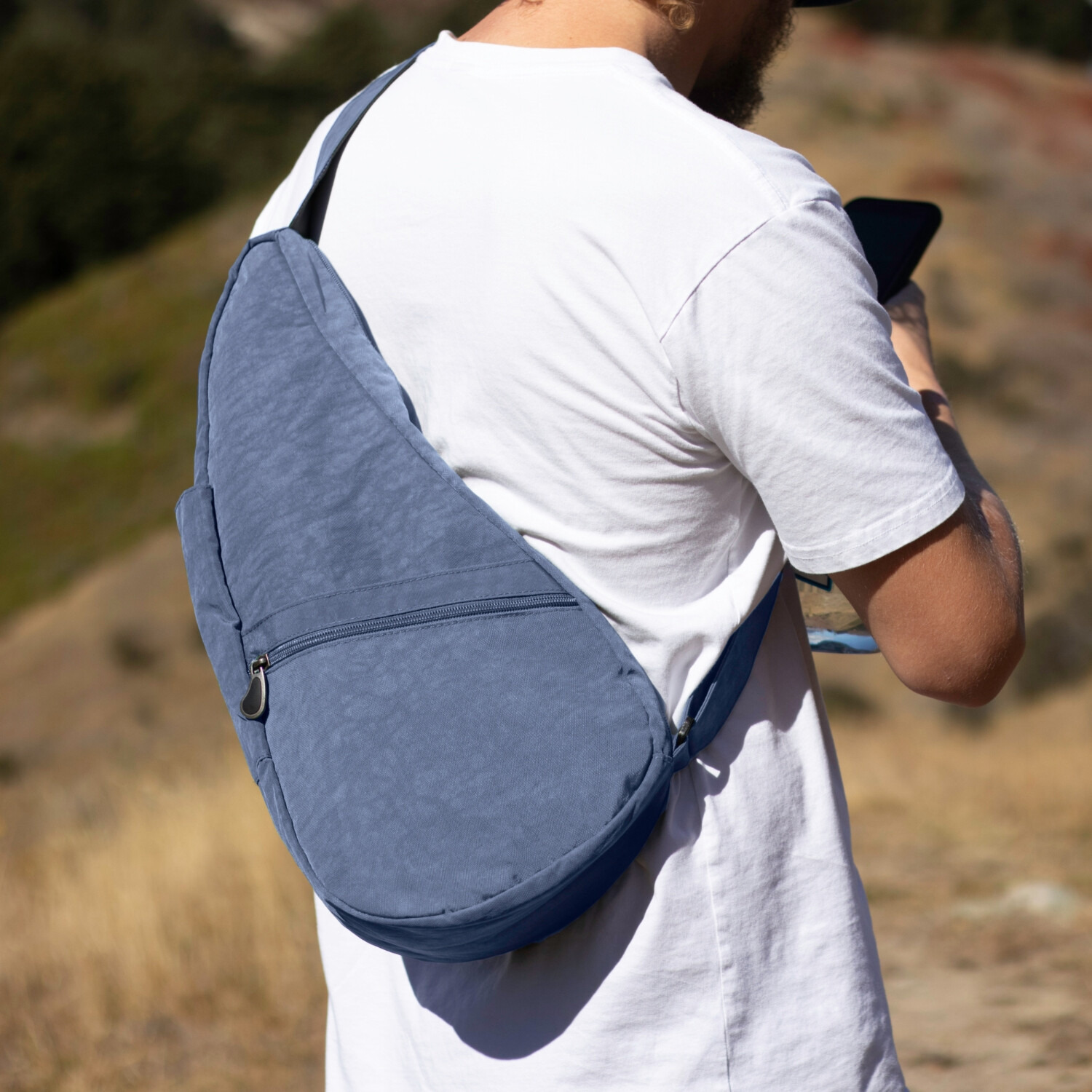 ヘルシーバックバッグ はっ水 テクスチャードナイロン 大きめボディーバッグ