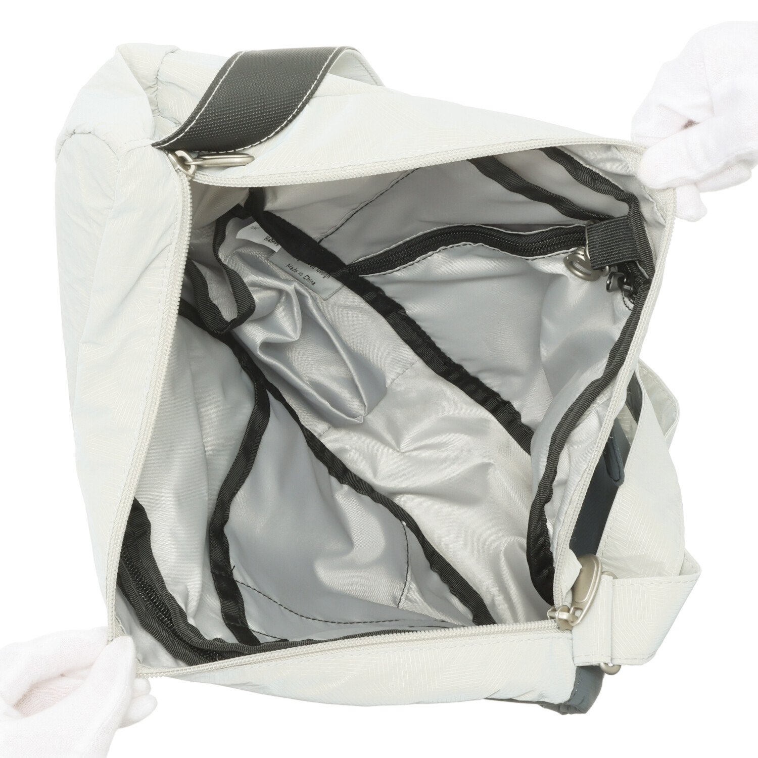 ヘルシーバックバッグ 米国デュポン社タイベック ボディーバッグ