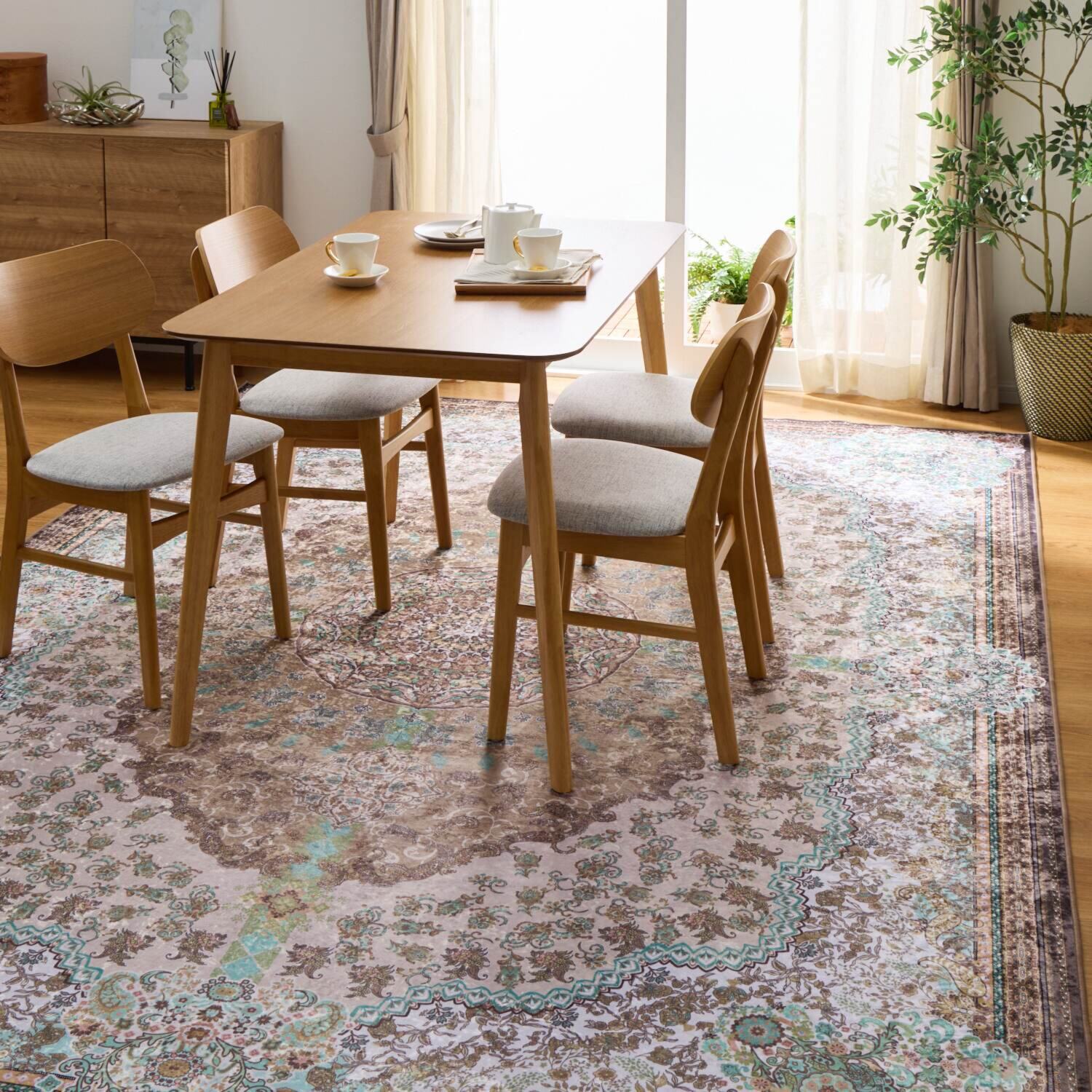 洗えて畳める はっ水加工 ペルシャンデザイン シルクタッチカーペット＜２３０×３２０ｃｍ＞