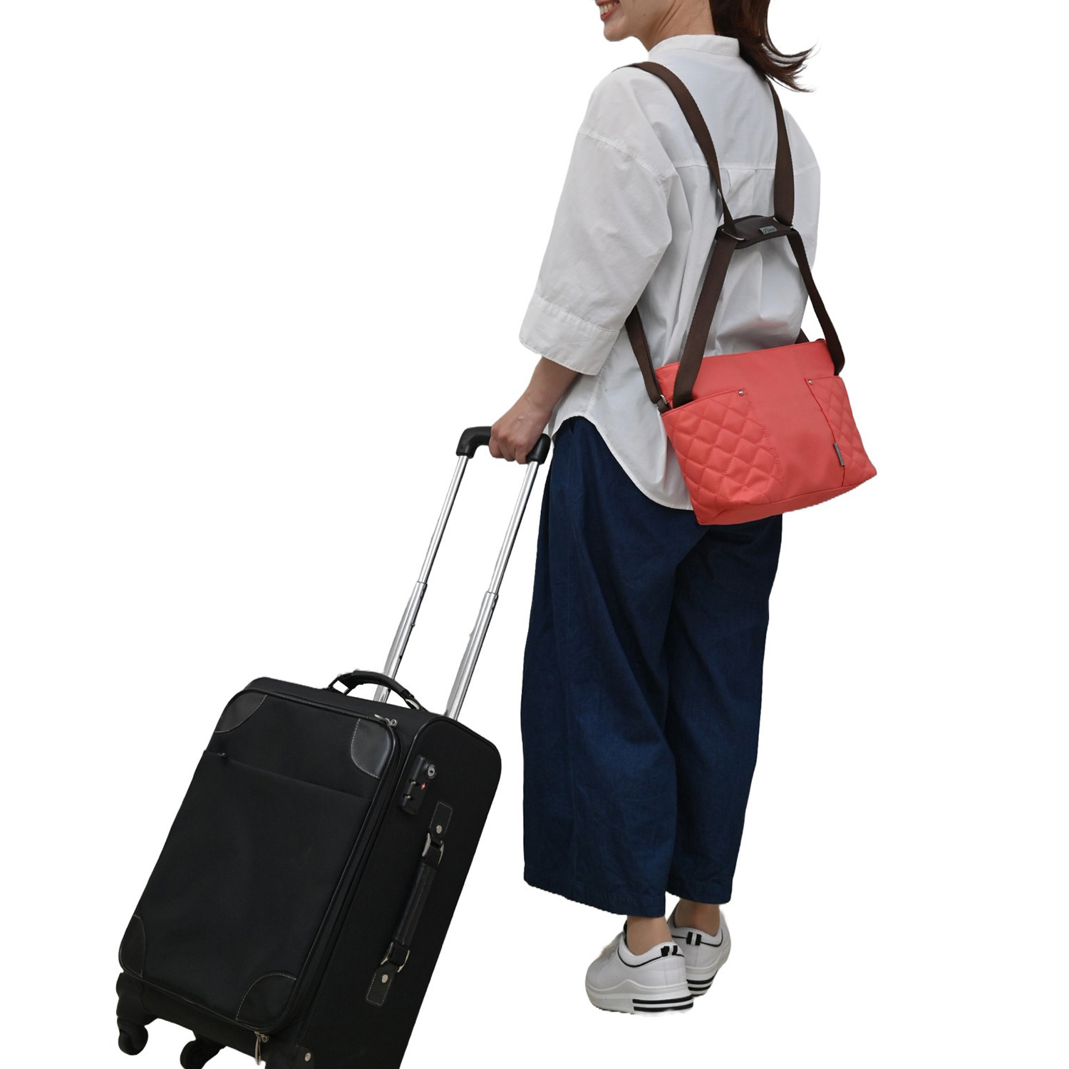 毎日のお出かけやお散歩 旅行のサブバッグとしても うれしいサイズ感 コアルーバッグ “ハナロミニ”