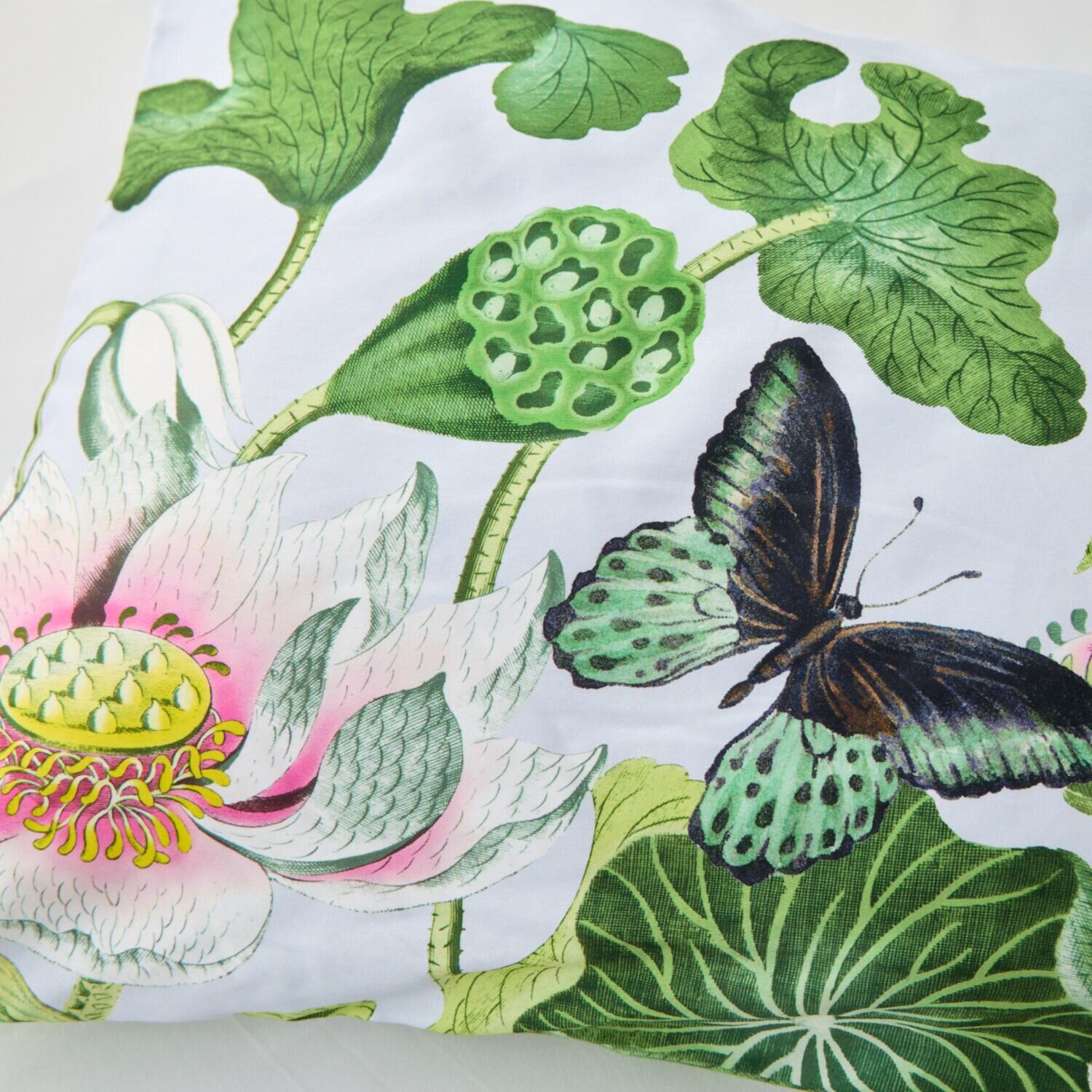 ウェッジウッド ワンダーラスト ウォーターリリー コットンサテン ピロケース 