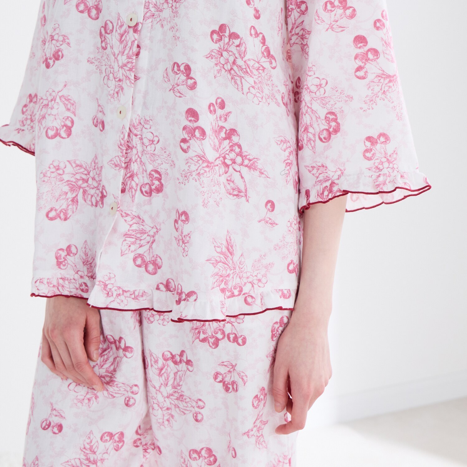 ナルエー 綿１００％ダブルガーゼ チェリーパジャマ