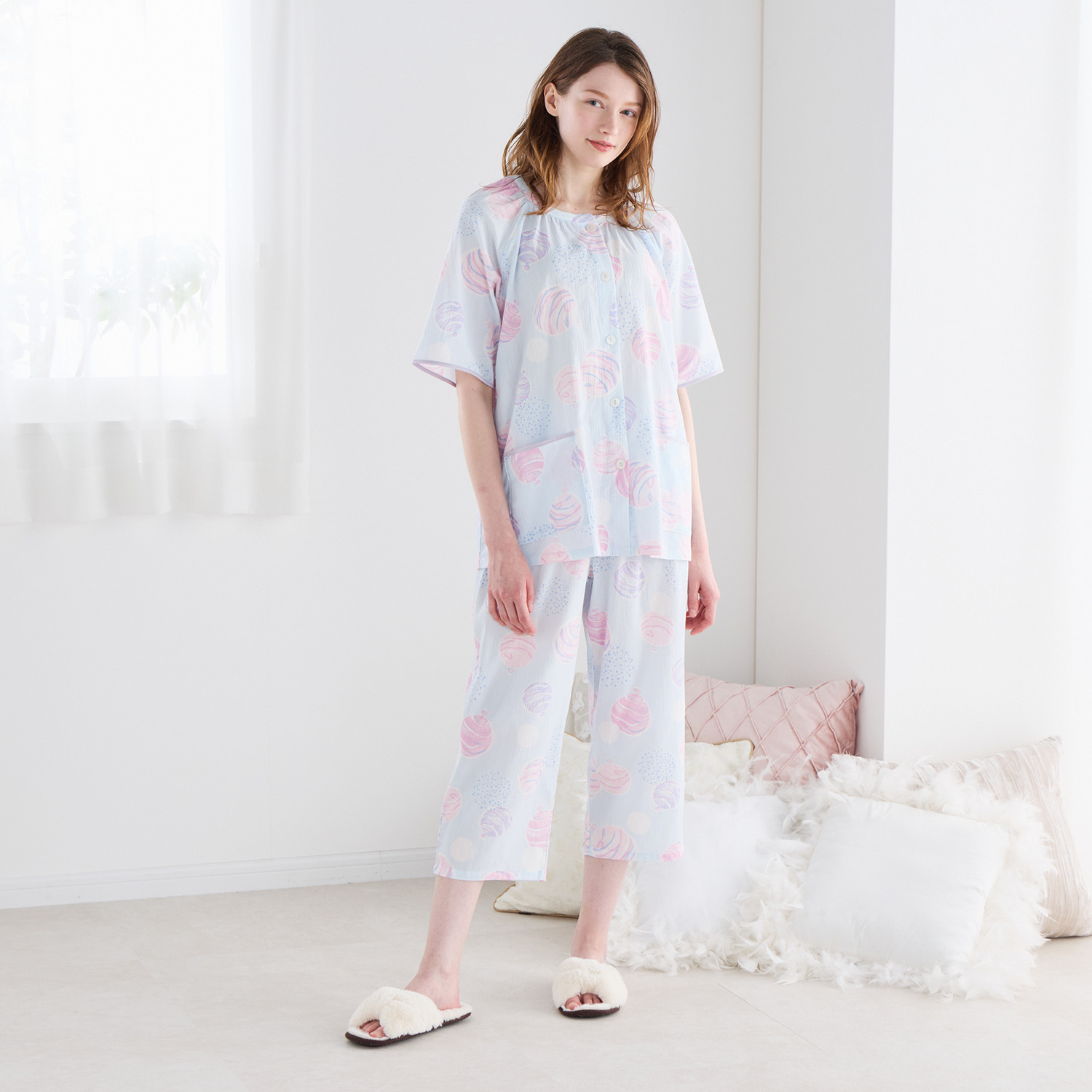 ナルエー 綿１００％楊柳 ヨーヨー柄 パジャマ