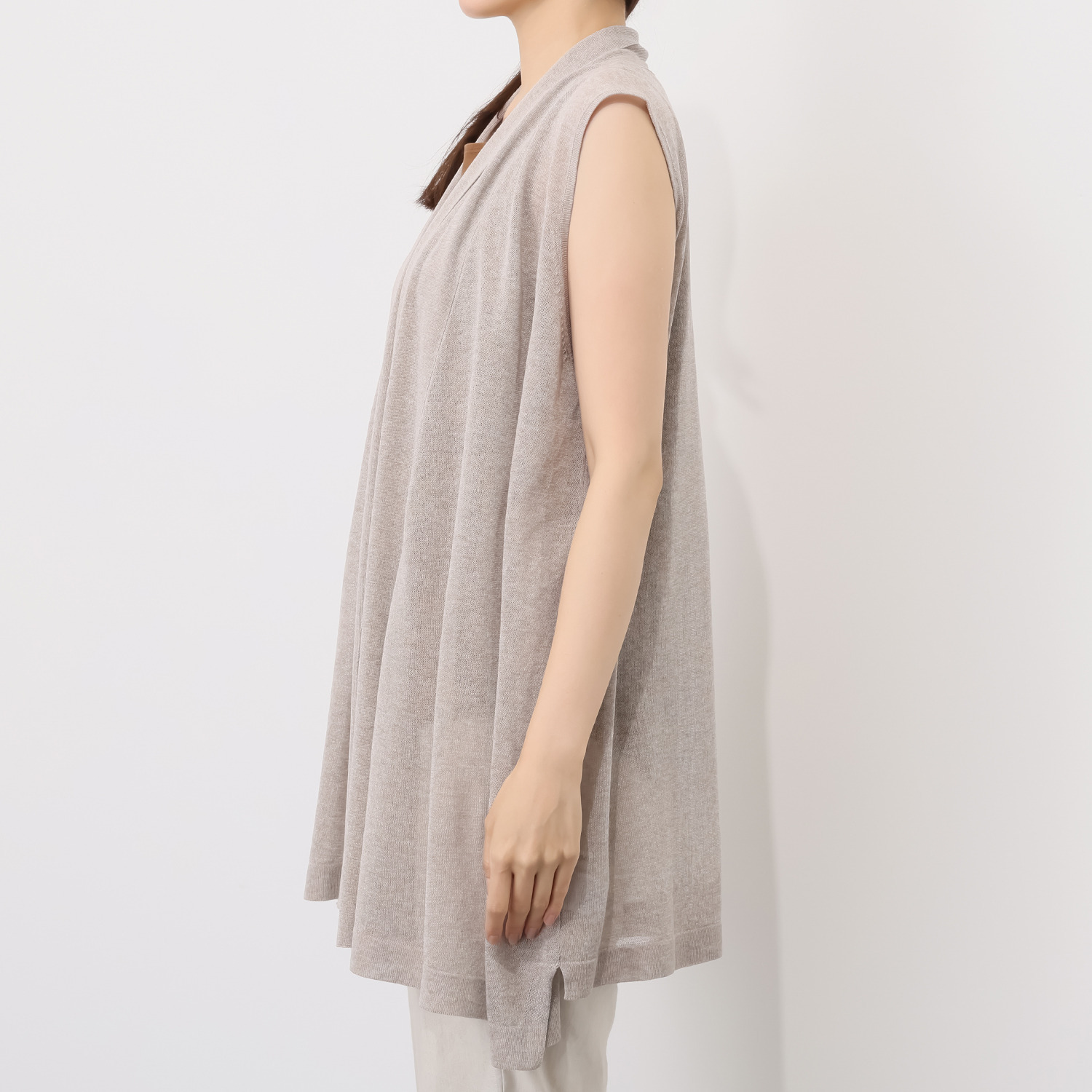 ソアージュ イタリア　カーサ・デル・ フィラート社製糸使用 シアーで上品な煌めき ハンカチーフヘムジレ