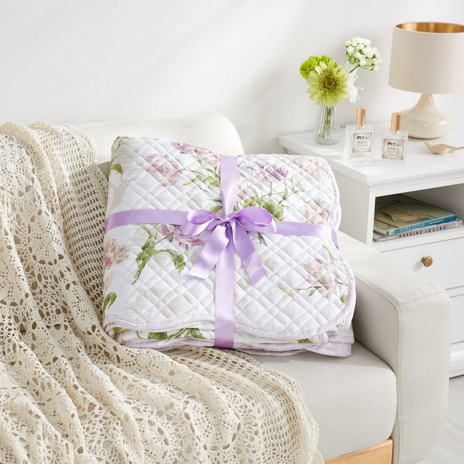 ローラアシュレイ ゴスフォード コットン１００％サテン キルトマルチカバー ＜１９０×１９０ｃｍ＞