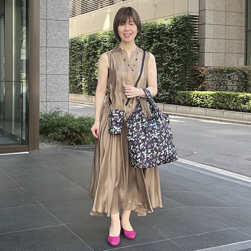 ウェッジウッド ワイルドストロベリー はっ水生地使用 ショルダーストラップ付 ボトルホルダー