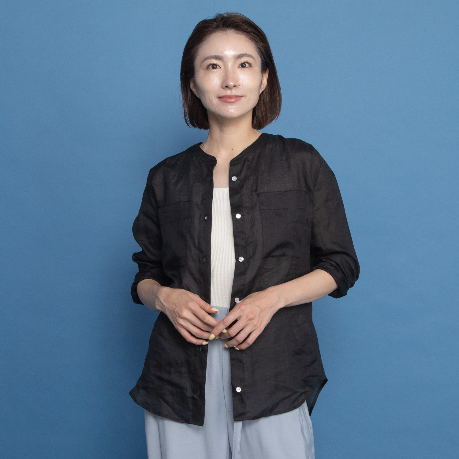 レア　ジェム プレミアムラミーの 極上の涼しさ感じる スタンドカラーシャツ