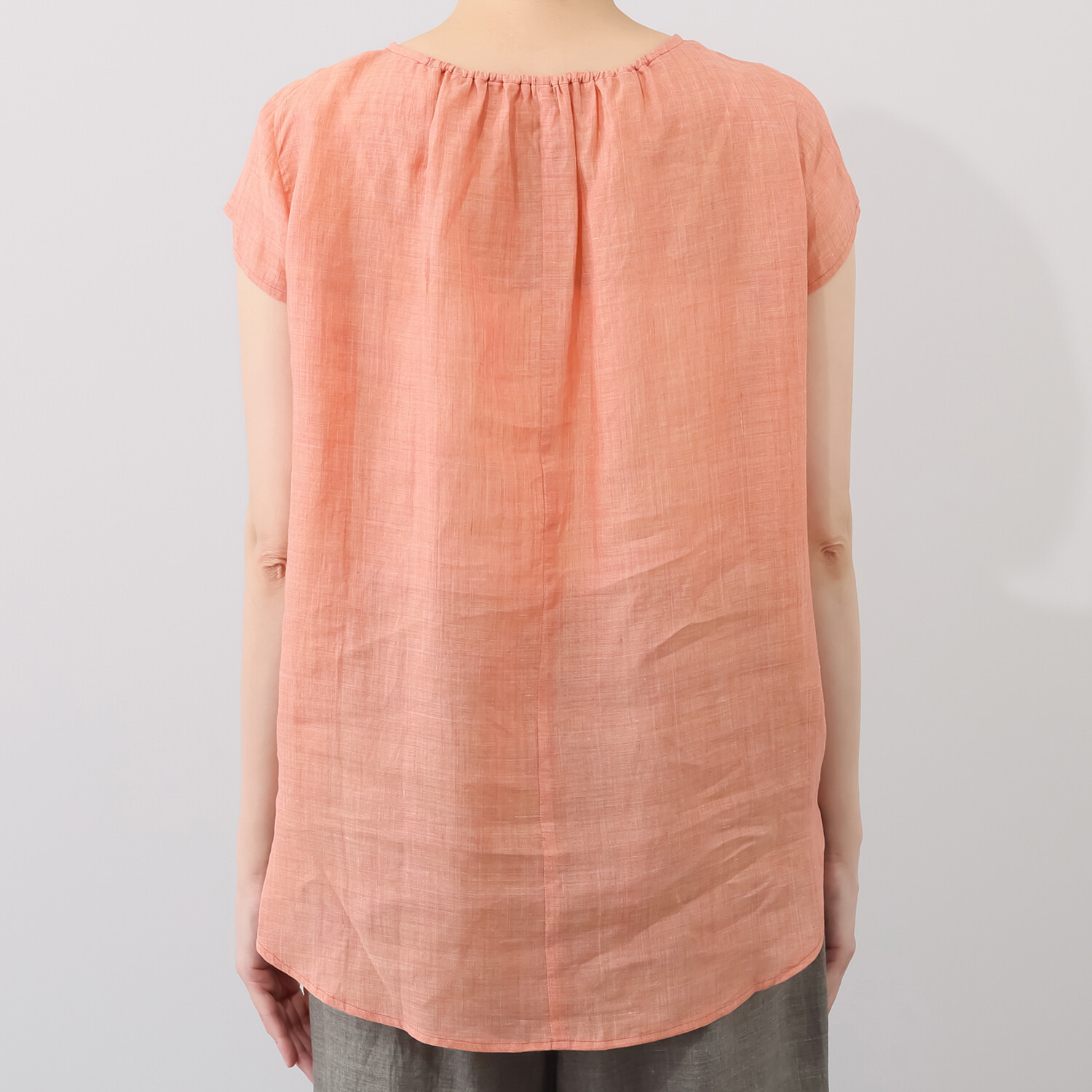 レア　ジェム プレミアムラミーの 極上の涼しさ感じる ランダムタック プルオーバーブラウス