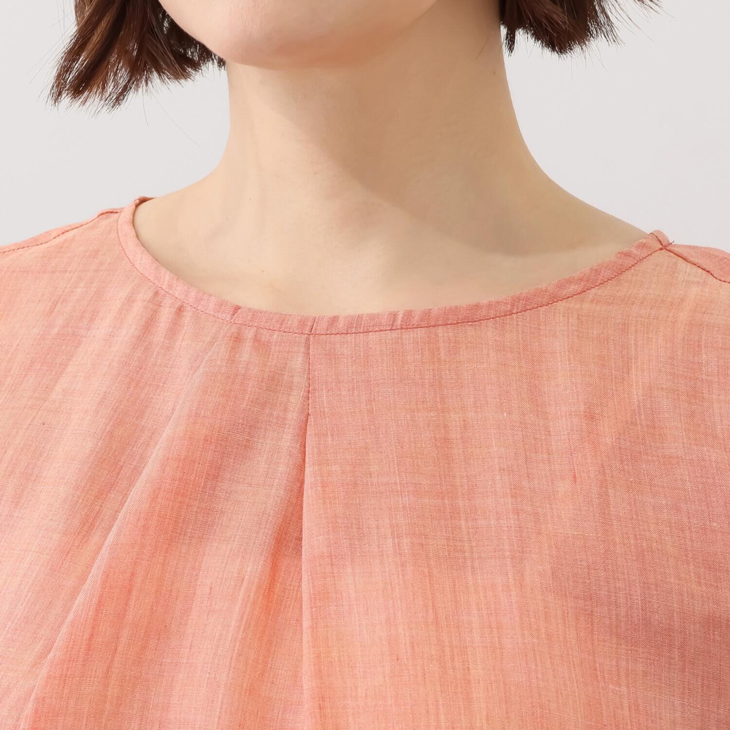 レア　ジェム プレミアムラミーの 極上の涼しさ感じる ランダムタック プルオーバーブラウス