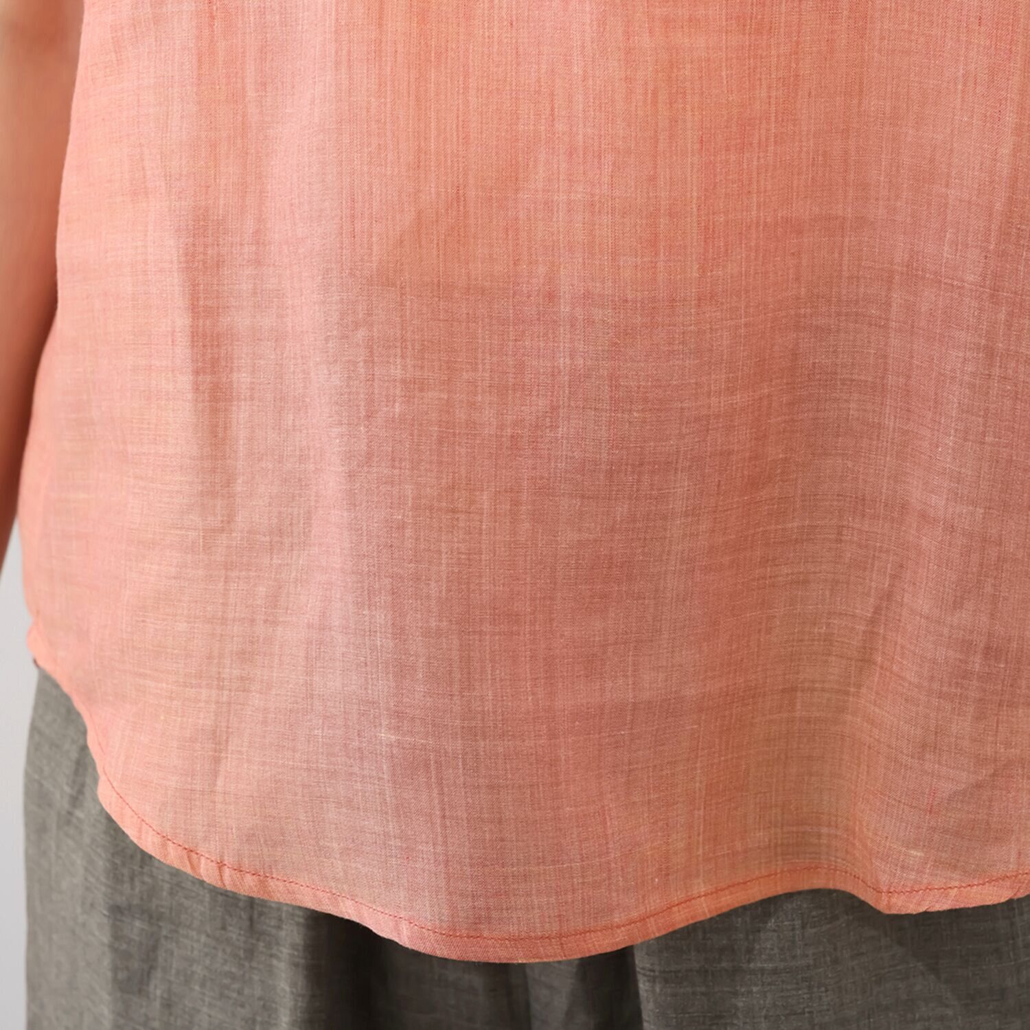 レア　ジェム プレミアムラミーの 極上の涼しさ感じる ランダムタック プルオーバーブラウス