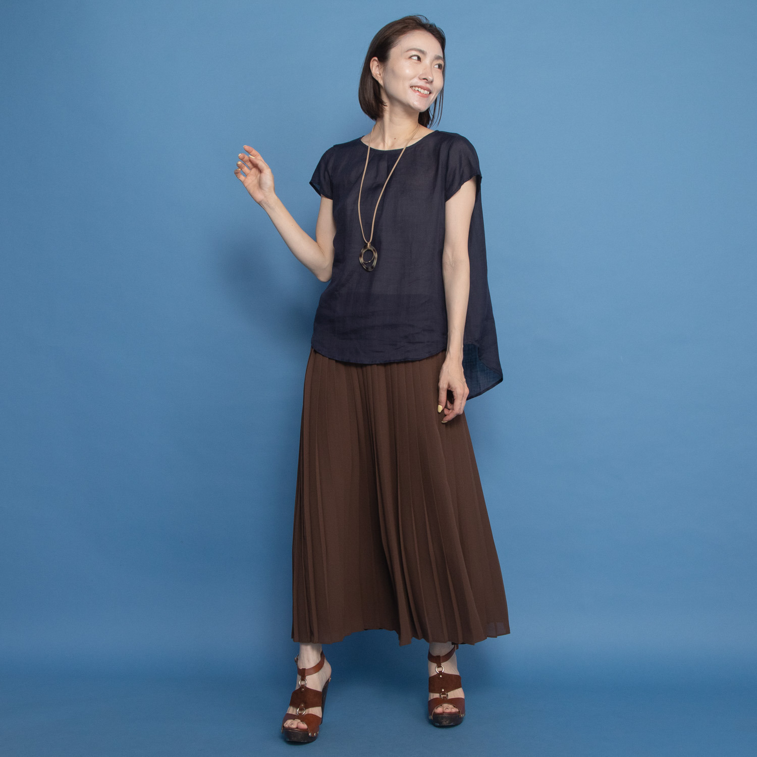 レア　ジェム プレミアムラミーの 極上の涼しさ感じる ランダムタック プルオーバーブラウス