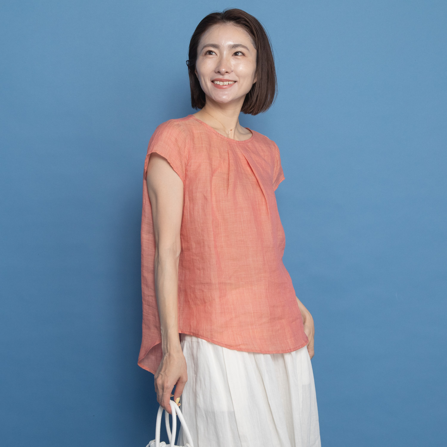 レア　ジェム プレミアムラミーの 極上の涼しさ感じる ランダムタック プルオーバーブラウス