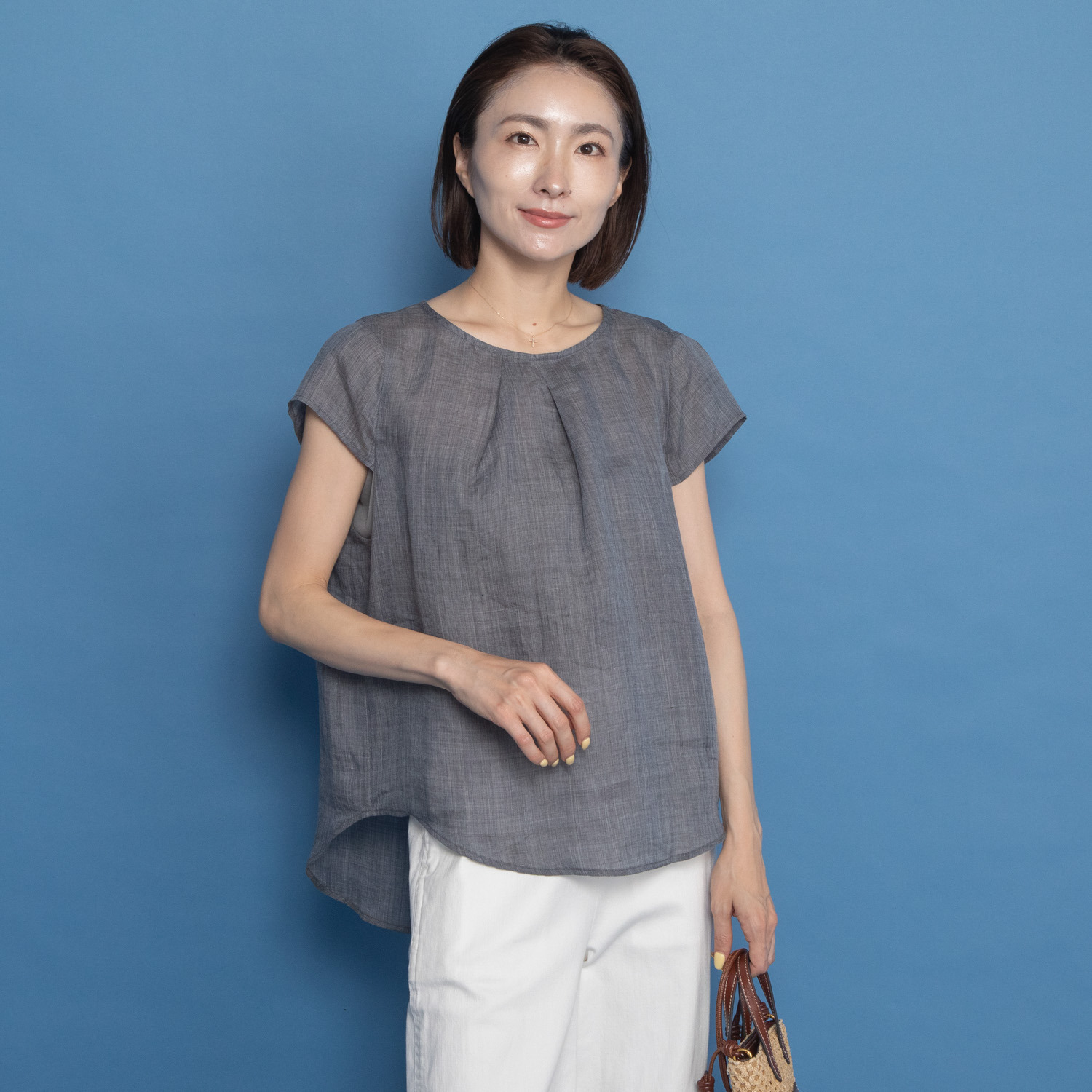 レア　ジェム プレミアムラミーの 極上の涼しさ感じる ランダムタック プルオーバーブラウス