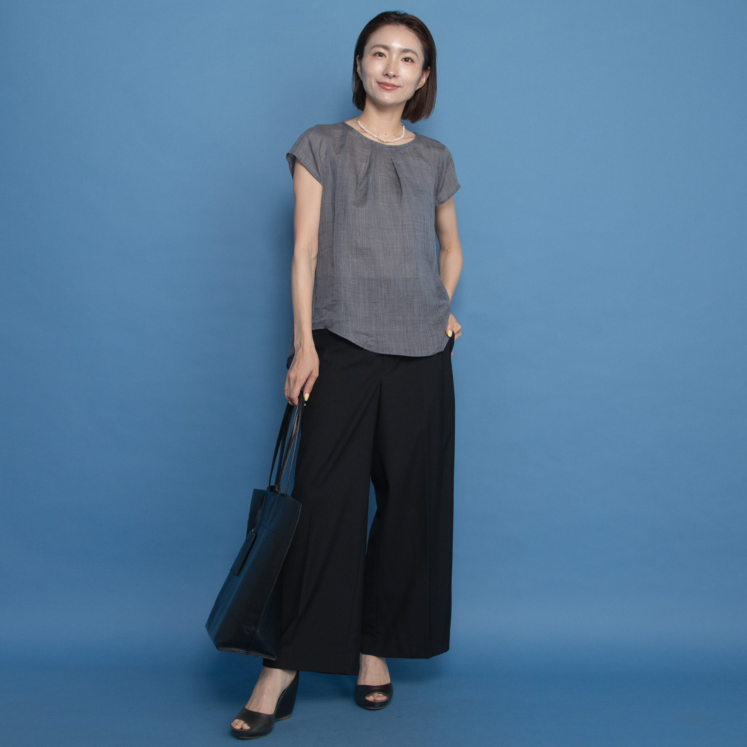 レア　ジェム プレミアムラミーの 極上の涼しさ感じる ランダムタック プルオーバーブラウス