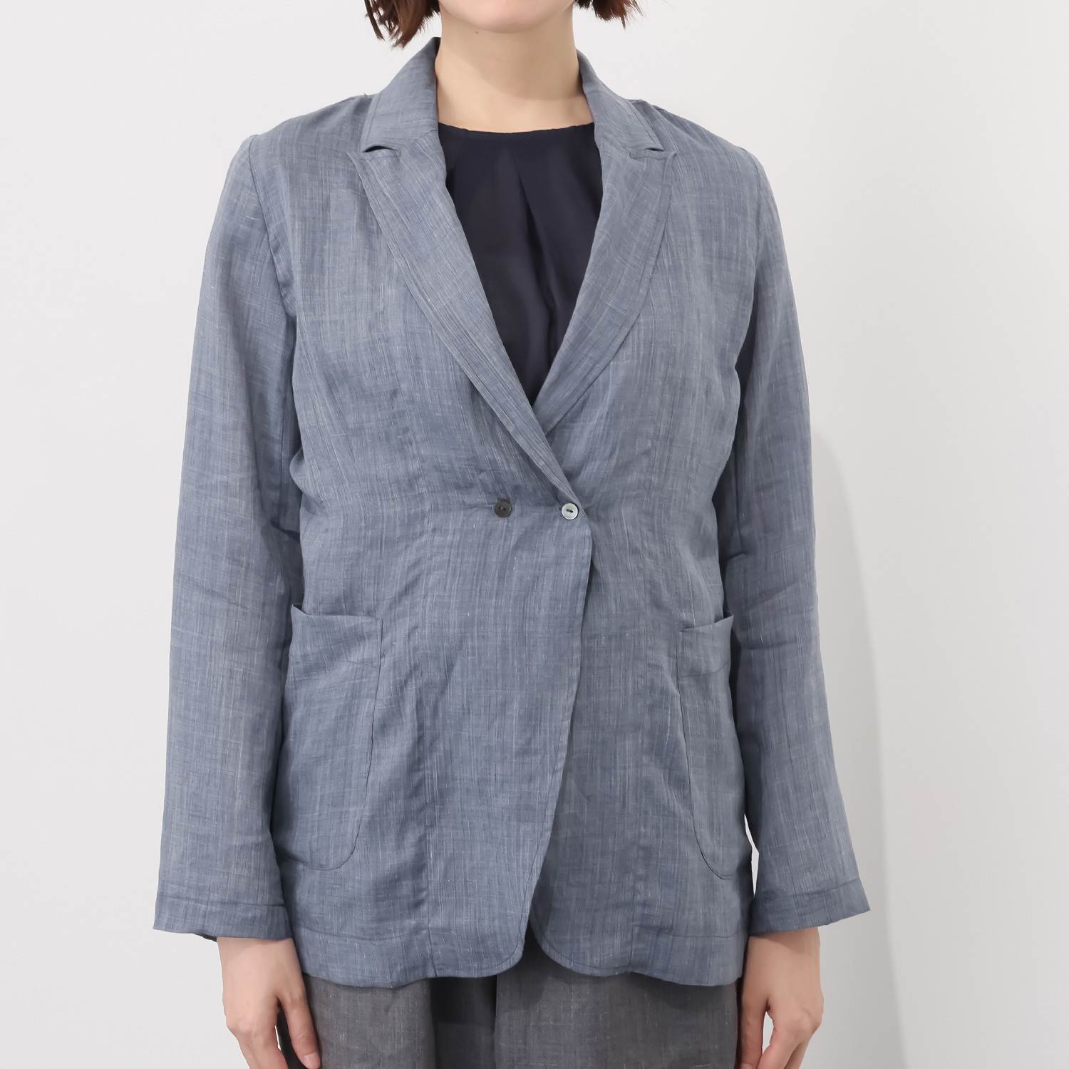 レア　ジェム プレミアムラミーの 涼しさを纏う 仕立て映えジャケット