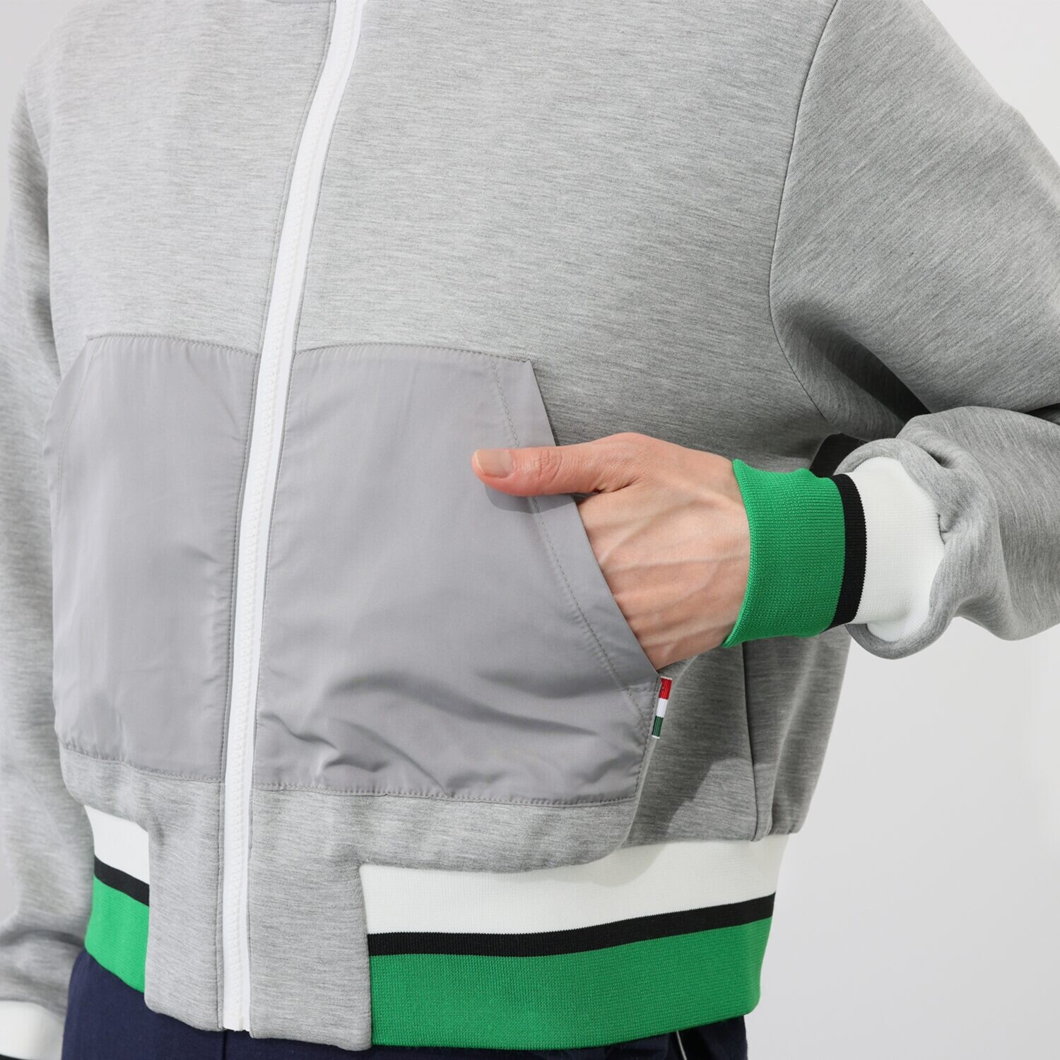 ヴィアゼータ 配色ボーダーリブ パーカー