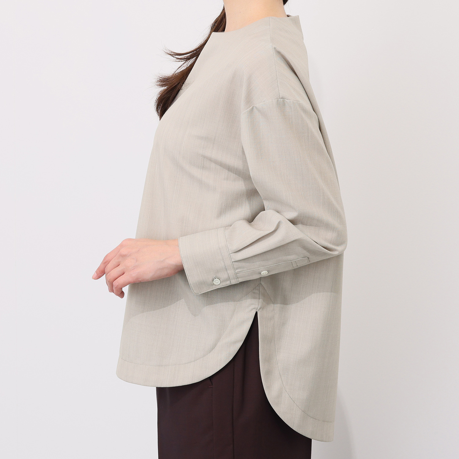 メリオン オーストラリア産 メリノウール混 シルキーソフトタッチ ラウンドヘムブラウス