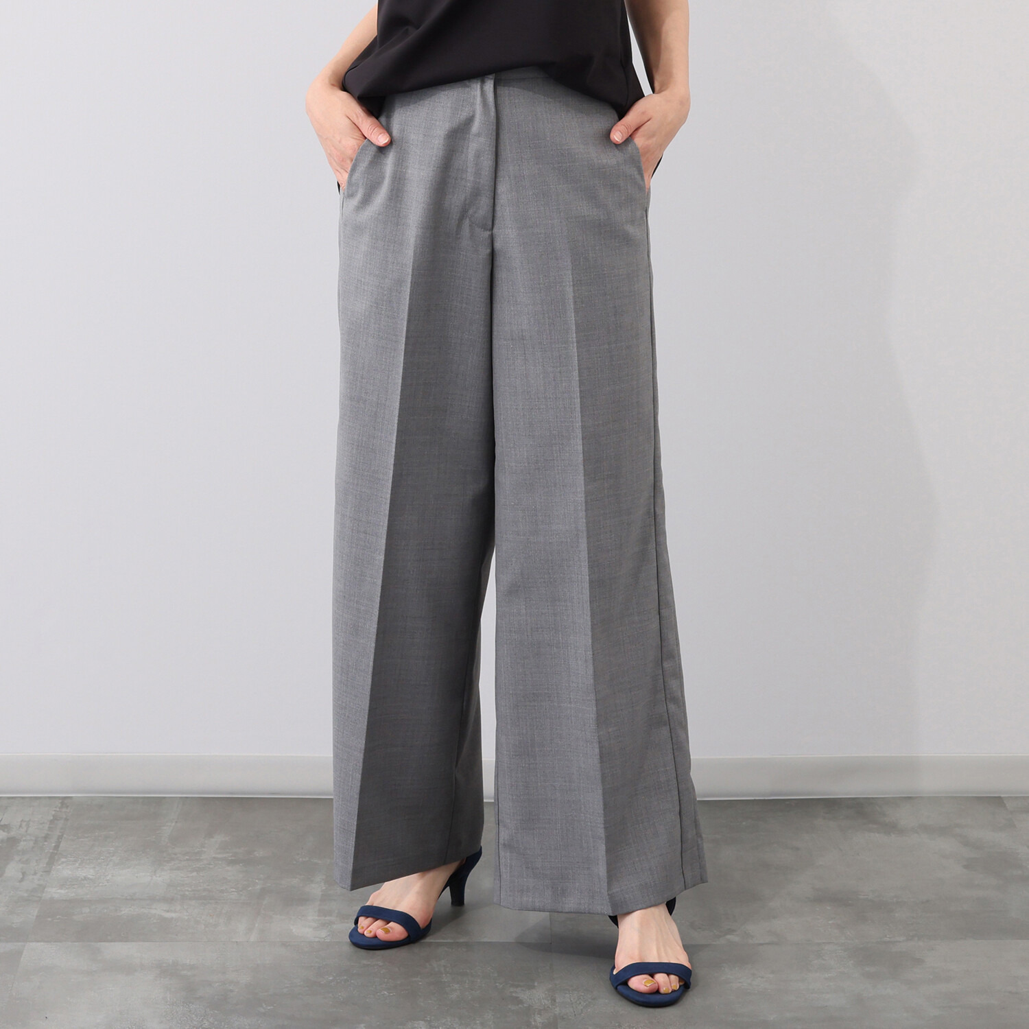 メリオン オーストラリア産 メリノウール混 シルキーソフトタッチ ワイドシルエット センタープレスパンツ