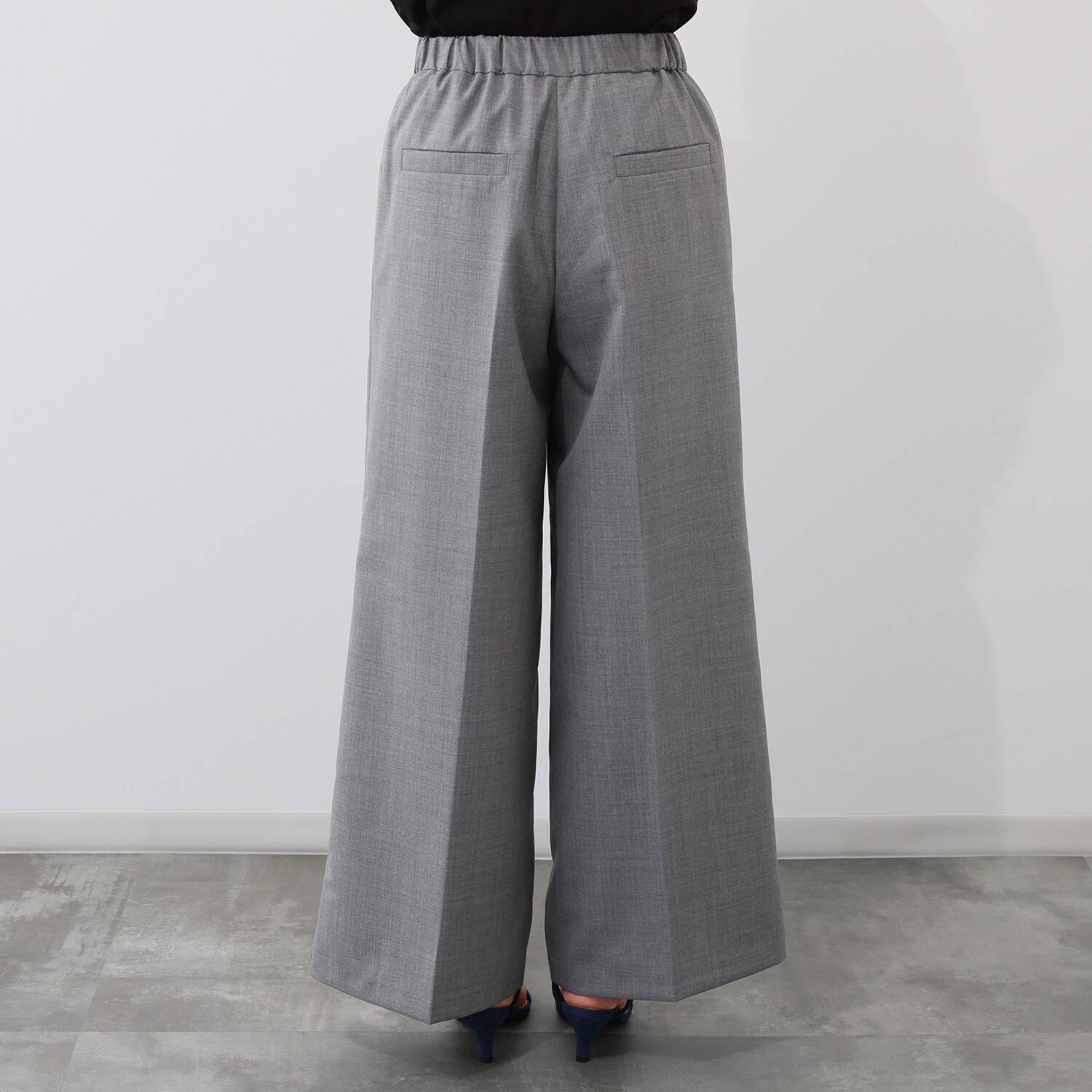 メリオン オーストラリア産 メリノウール混 シルキーソフトタッチ ワイドシルエット センタープレスパンツ