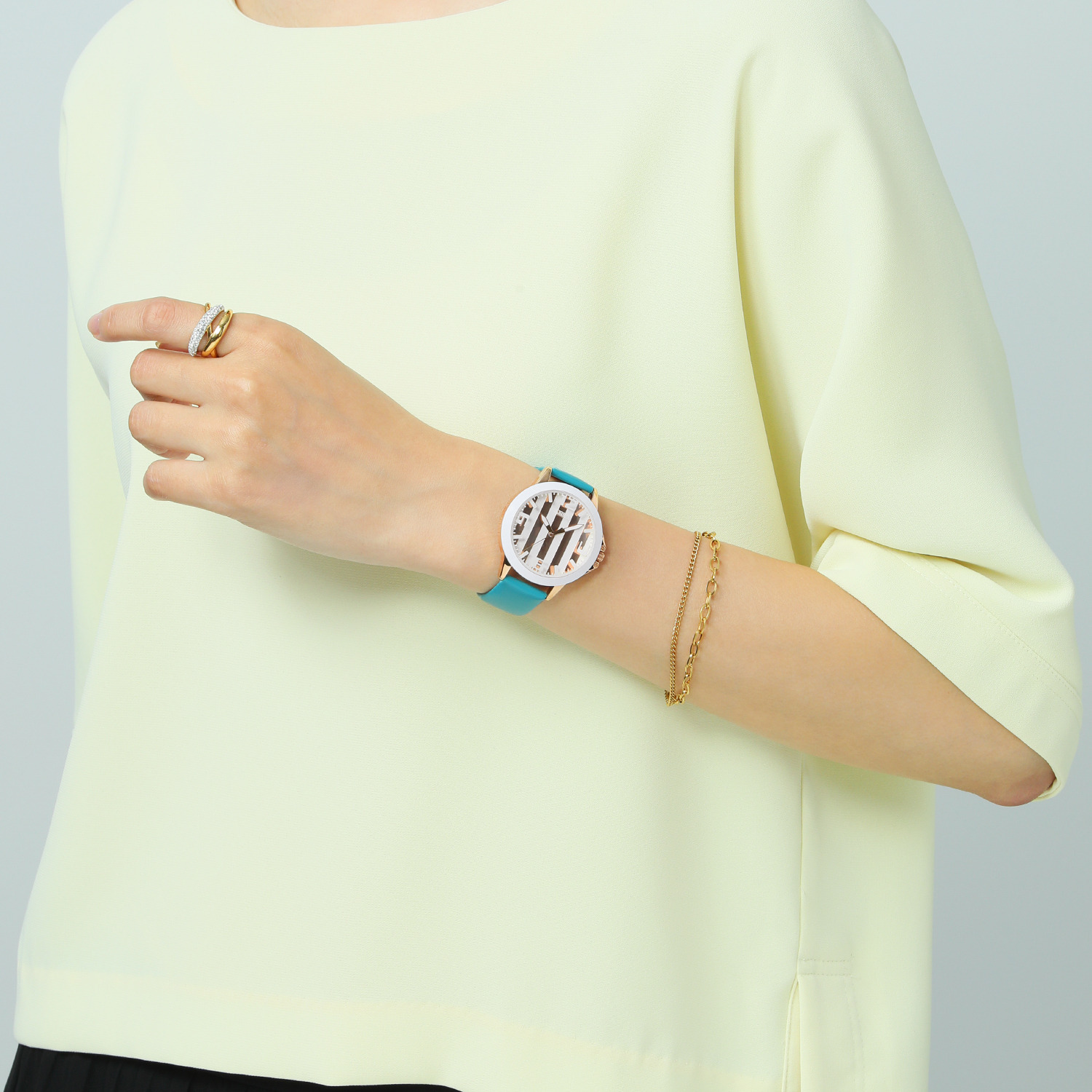 アビステ ウォッチ＆アクセサリーズ ラウンドフェイス ストライプデザイン レザーウォッチ