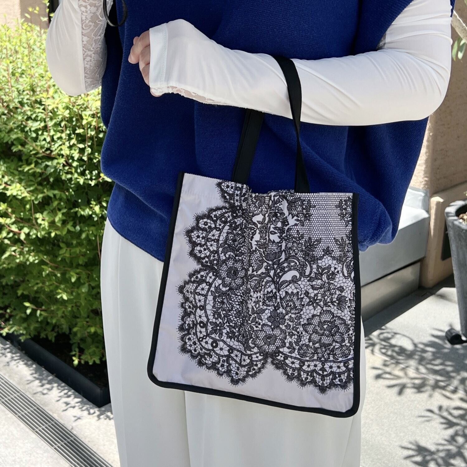 ジュエルレース バイ　ブルーミング 収納バッグ付 簡単開閉 晴雨兼用折りたたみ日傘