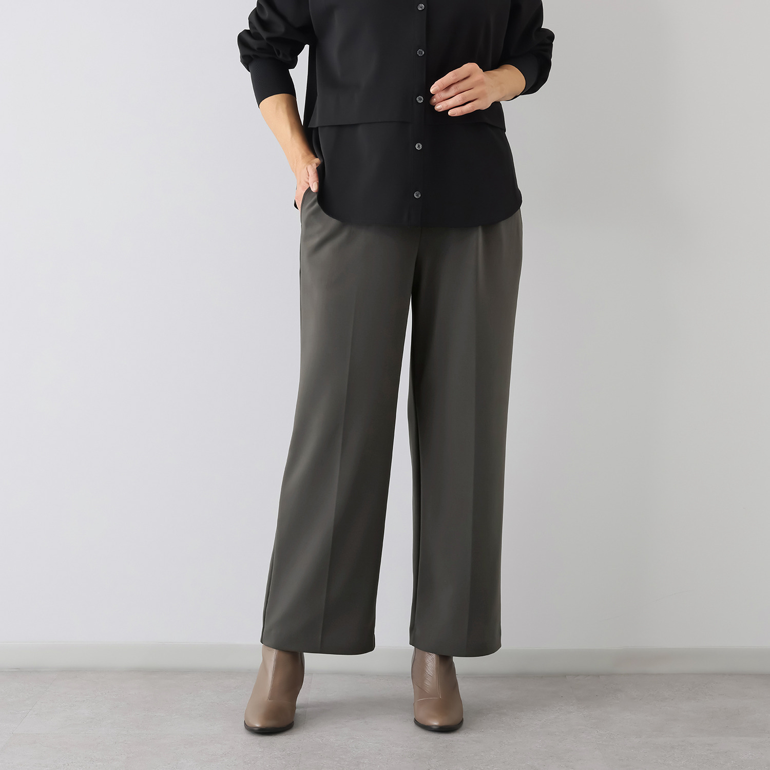 上質ごこち ボナンザ（Ｒ） センタープレス スタイリッシュ ワイドパンツ