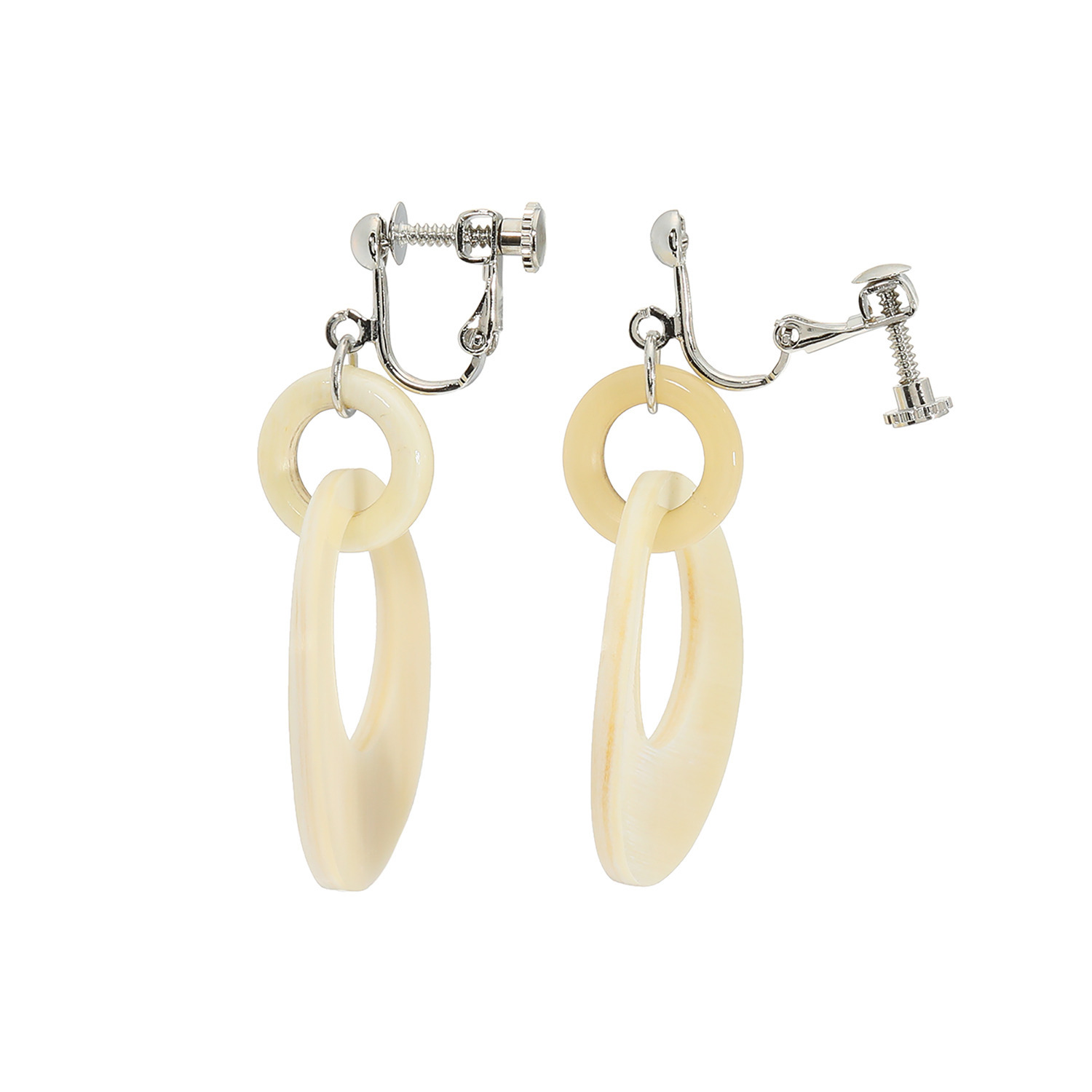 ミル・レーヴ 水牛 ラウンドデザイン ピアス／イヤリング