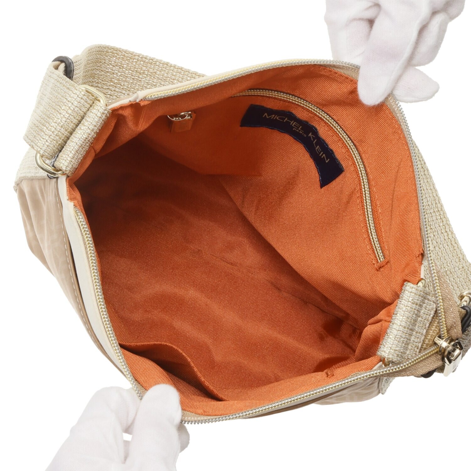 ミッシェル　クラン はっ水 ホットエンボス 縦ショルダーバッグ