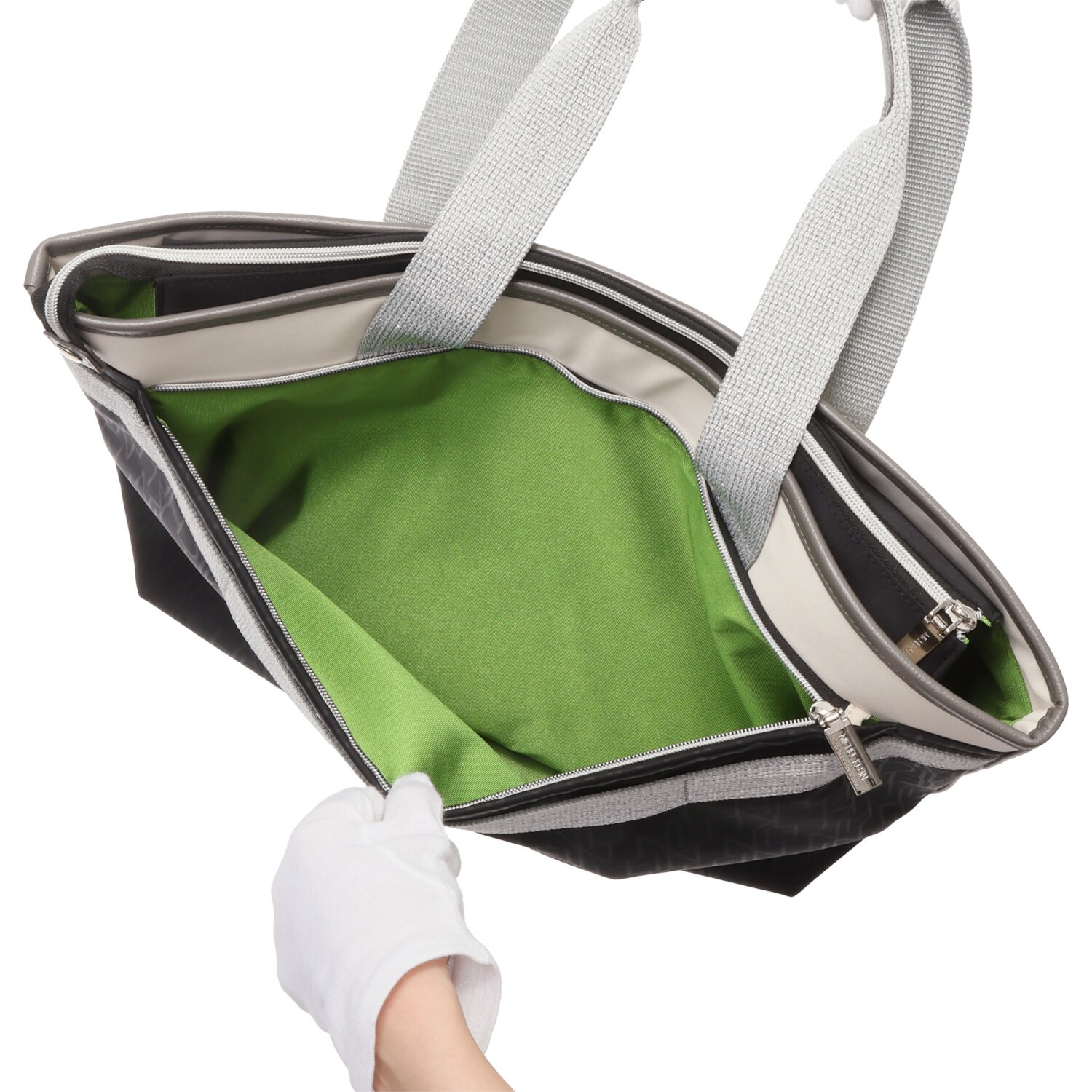 ミッシェル　クラン はっ水 ホットエンボス キャリーホルダー付 Ａ４対応トートバッグ