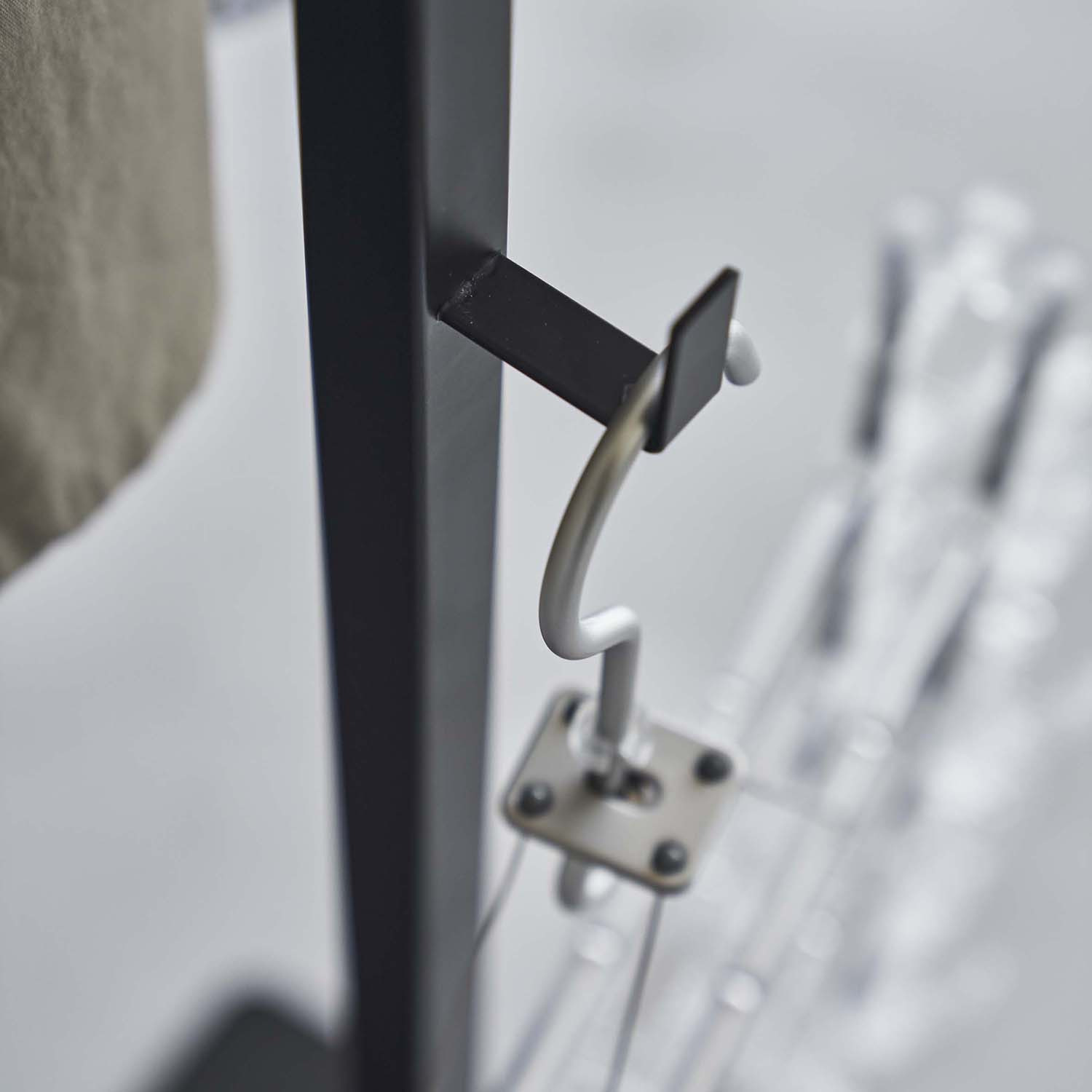 山崎実業　タワー サッと広げて簡単設置！ 折り畳み室内物干し